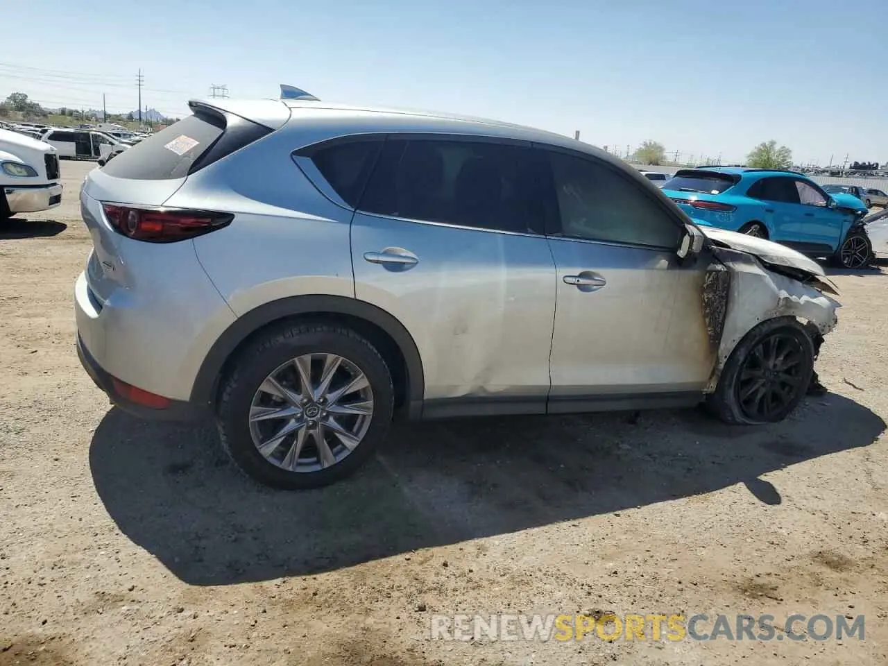 3 Photograph of a damaged car JM3KFADM1K0549761 MAZDA CX-5 2019