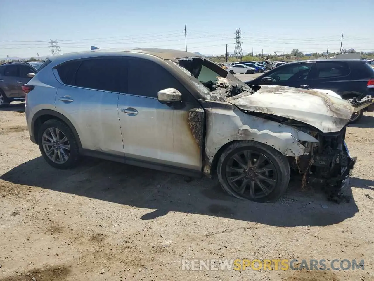 4 Photograph of a damaged car JM3KFADM1K0549761 MAZDA CX-5 2019