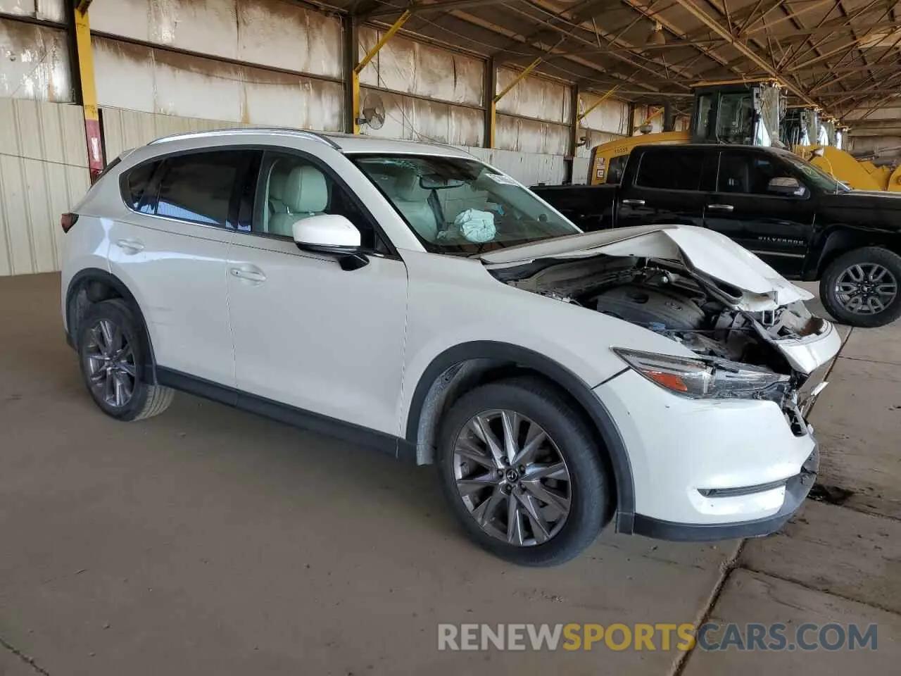 4 Photograph of a damaged car JM3KFADM1K0665042 MAZDA CX-5 2019