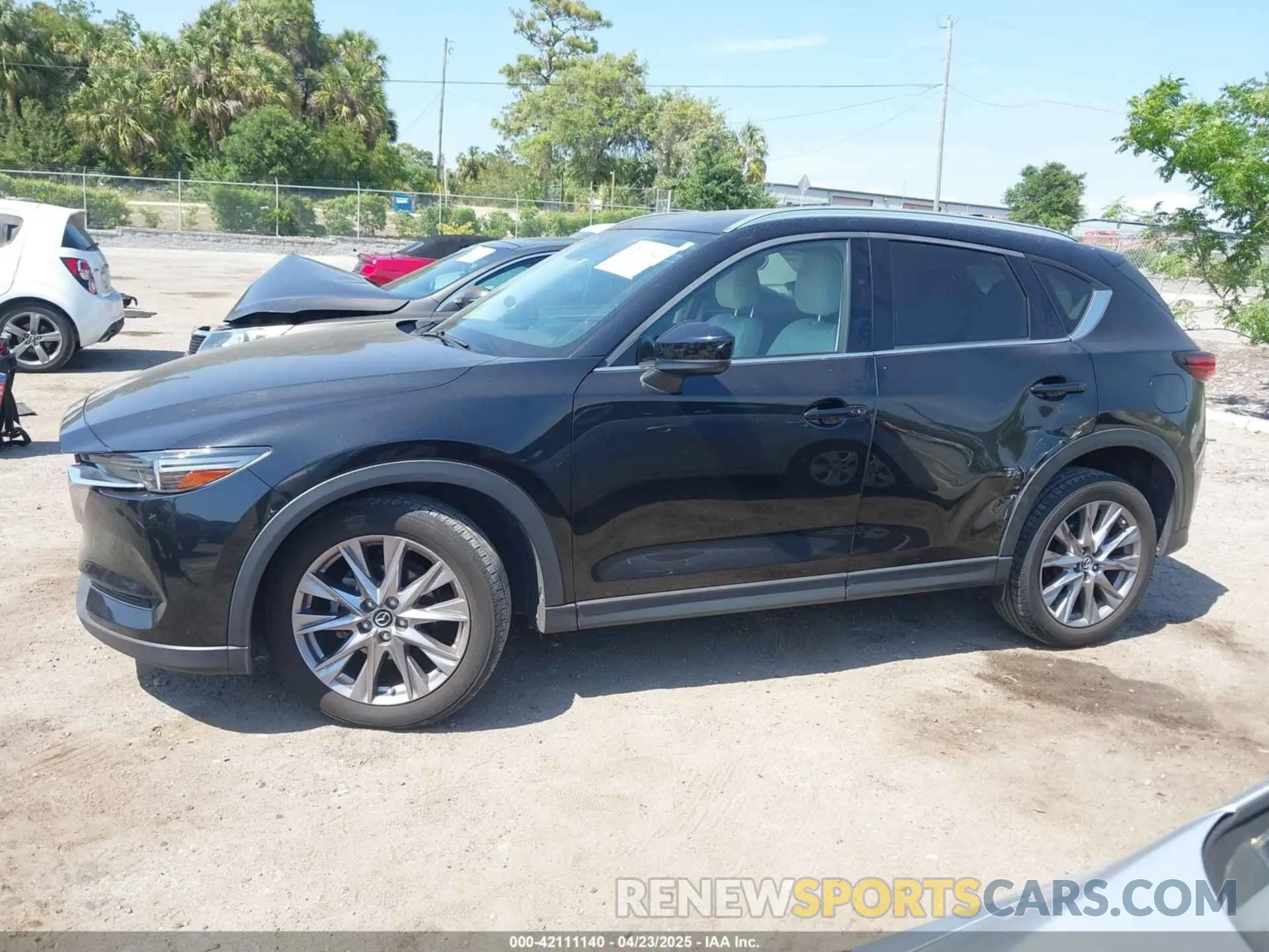 14 Photograph of a damaged car JM3KFADM2K0694677 MAZDA CX-5 2019