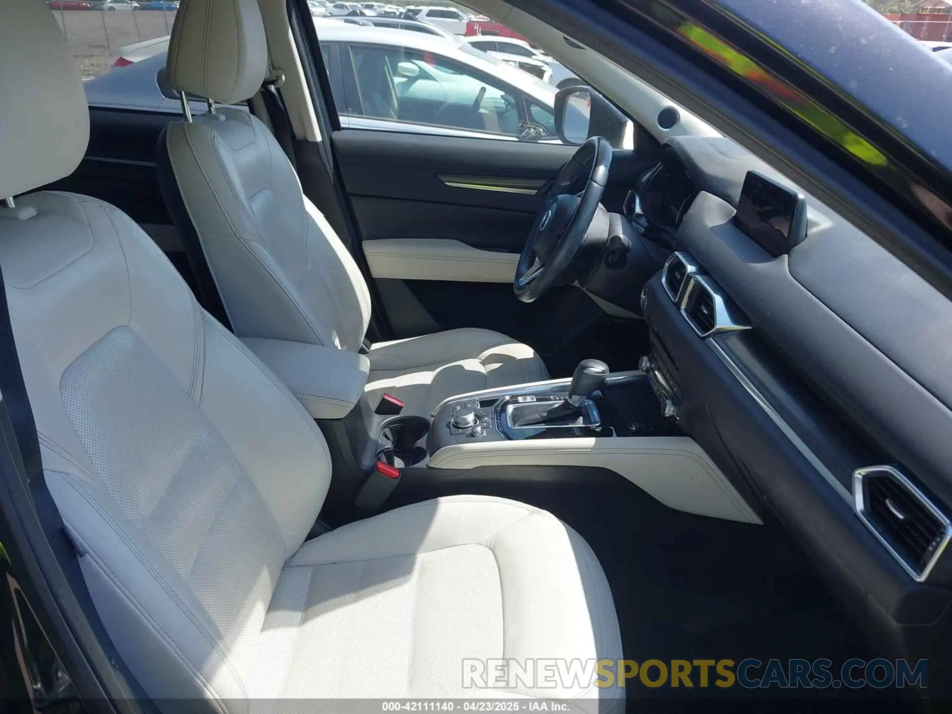 5 Photograph of a damaged car JM3KFADM2K0694677 MAZDA CX-5 2019