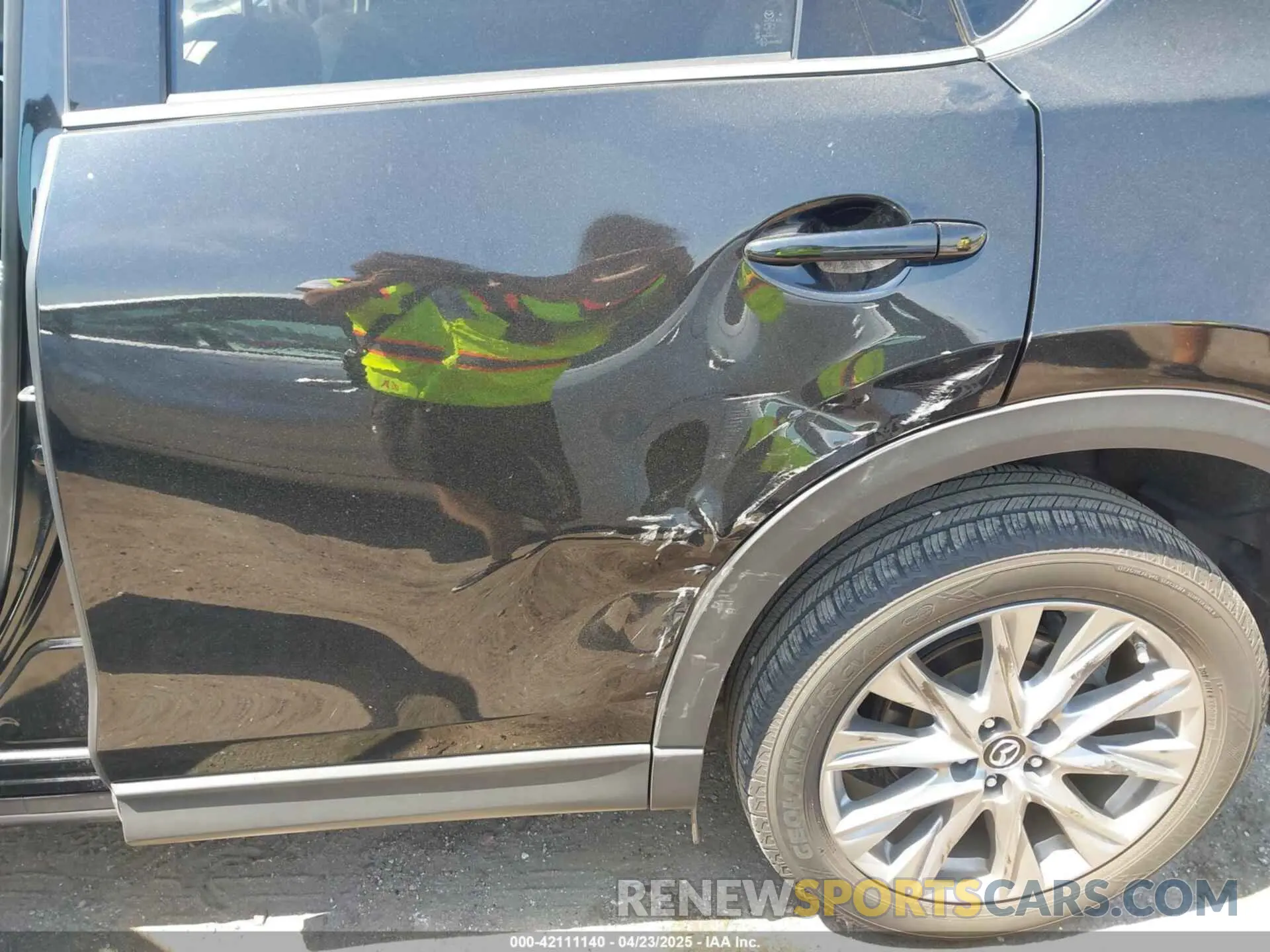 6 Photograph of a damaged car JM3KFADM2K0694677 MAZDA CX-5 2019