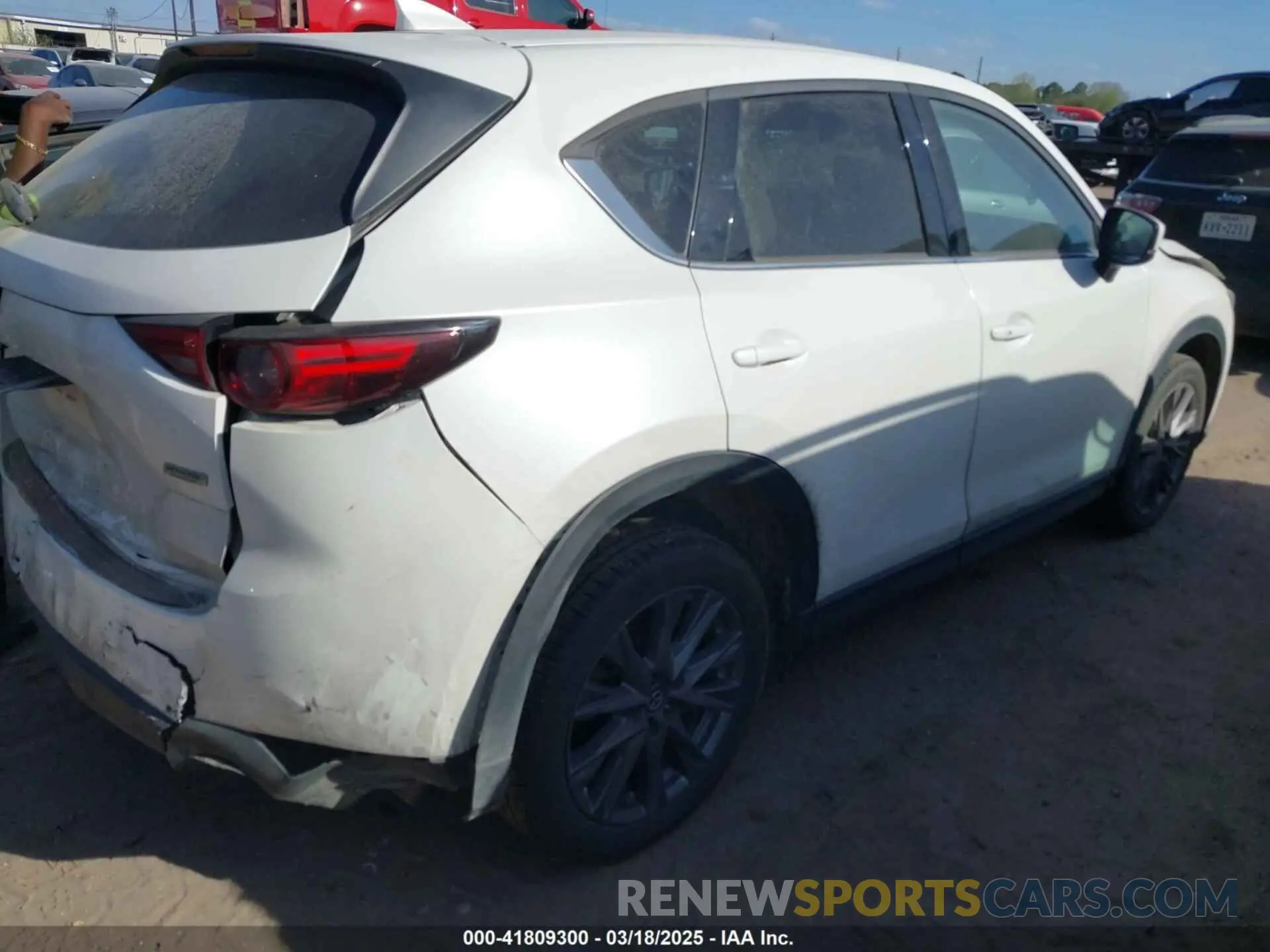 4 Photograph of a damaged car JM3KFADM4K0626610 MAZDA CX-5 2019