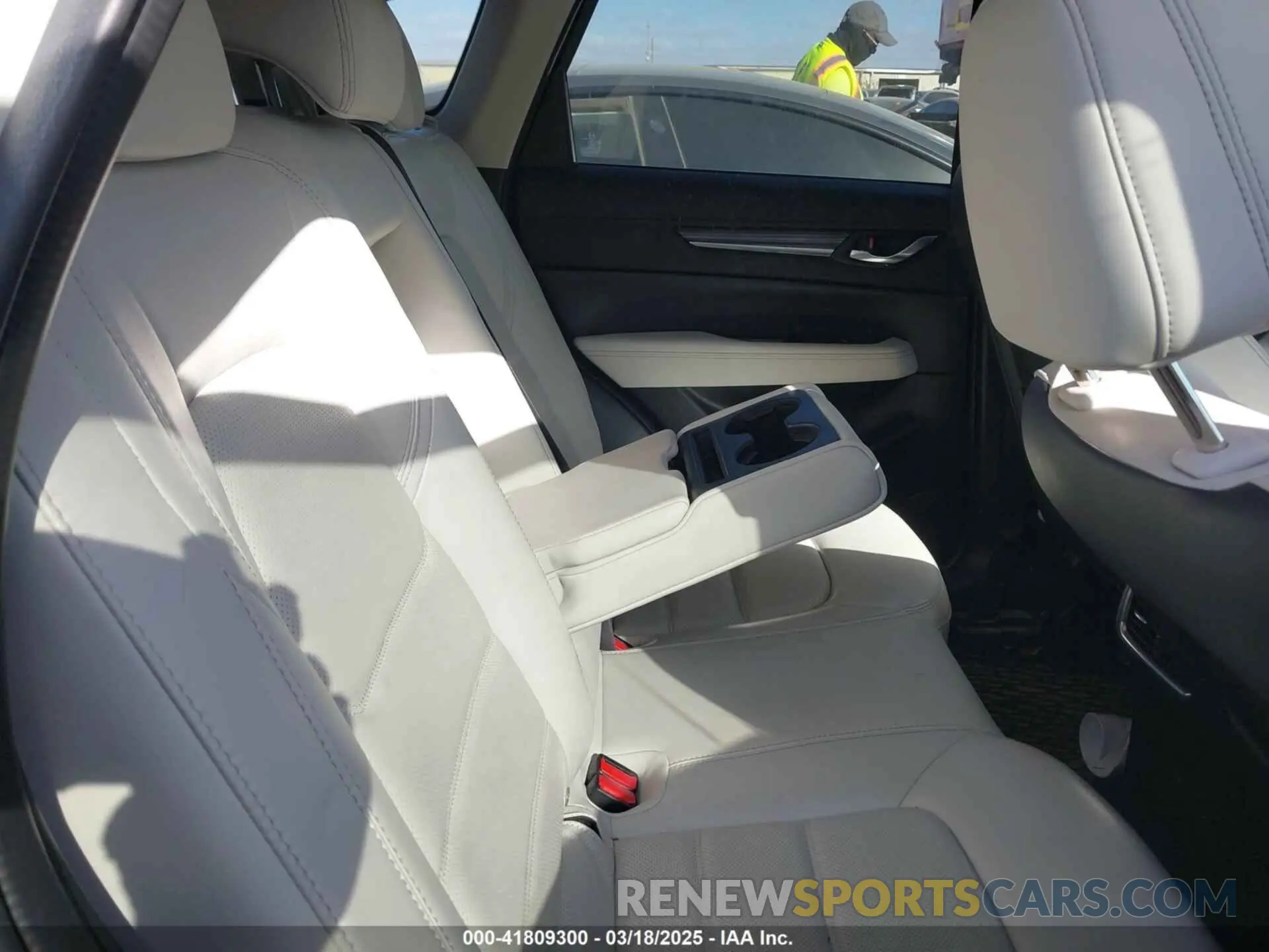 8 Photograph of a damaged car JM3KFADM4K0626610 MAZDA CX-5 2019