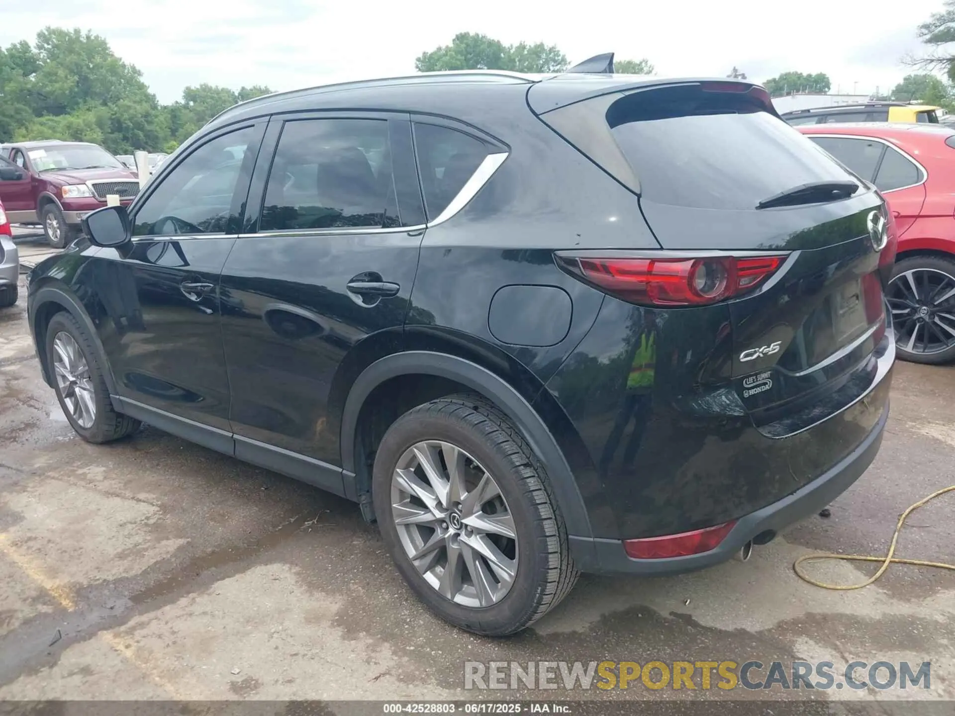 3 Photograph of a damaged car JM3KFADM4K1502928 MAZDA CX-5 2019