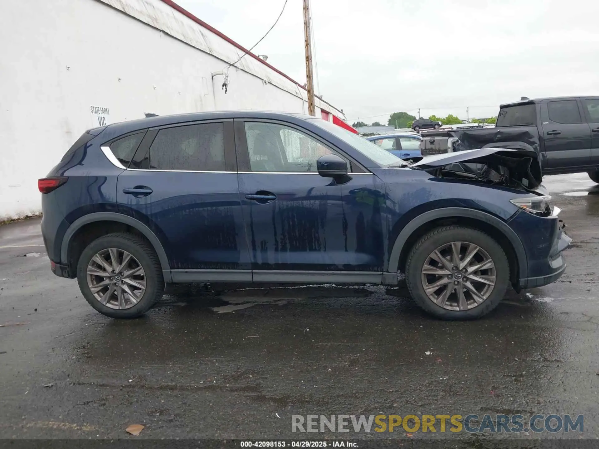 13 Photograph of a damaged car JM3KFADM4K1545777 MAZDA CX-5 2019