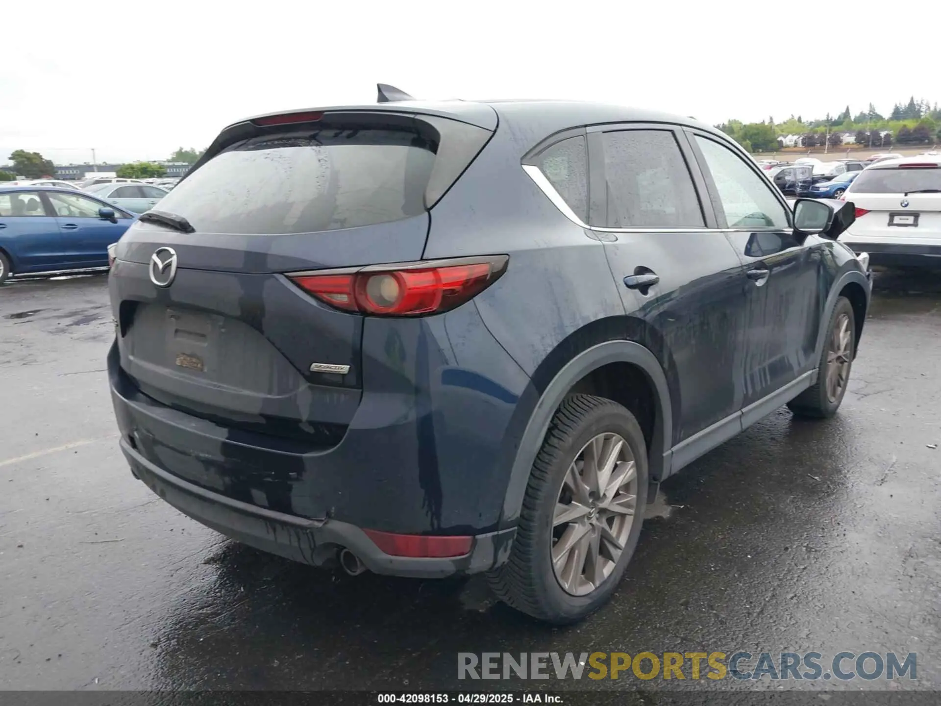 4 Photograph of a damaged car JM3KFADM4K1545777 MAZDA CX-5 2019