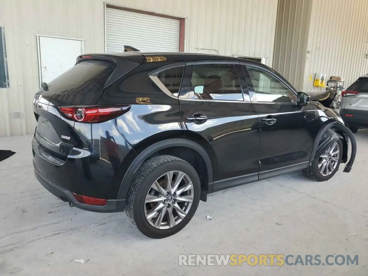 3 Photograph of a damaged car JM3KFADM4K1555256 MAZDA CX-5 2019