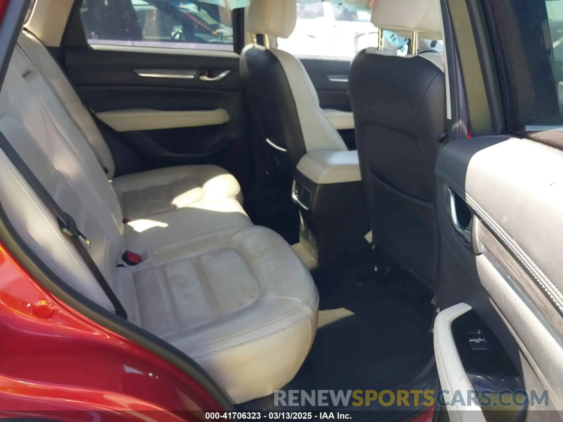 8 Photograph of a damaged car JM3KFADM5K1556917 MAZDA CX-5 2019