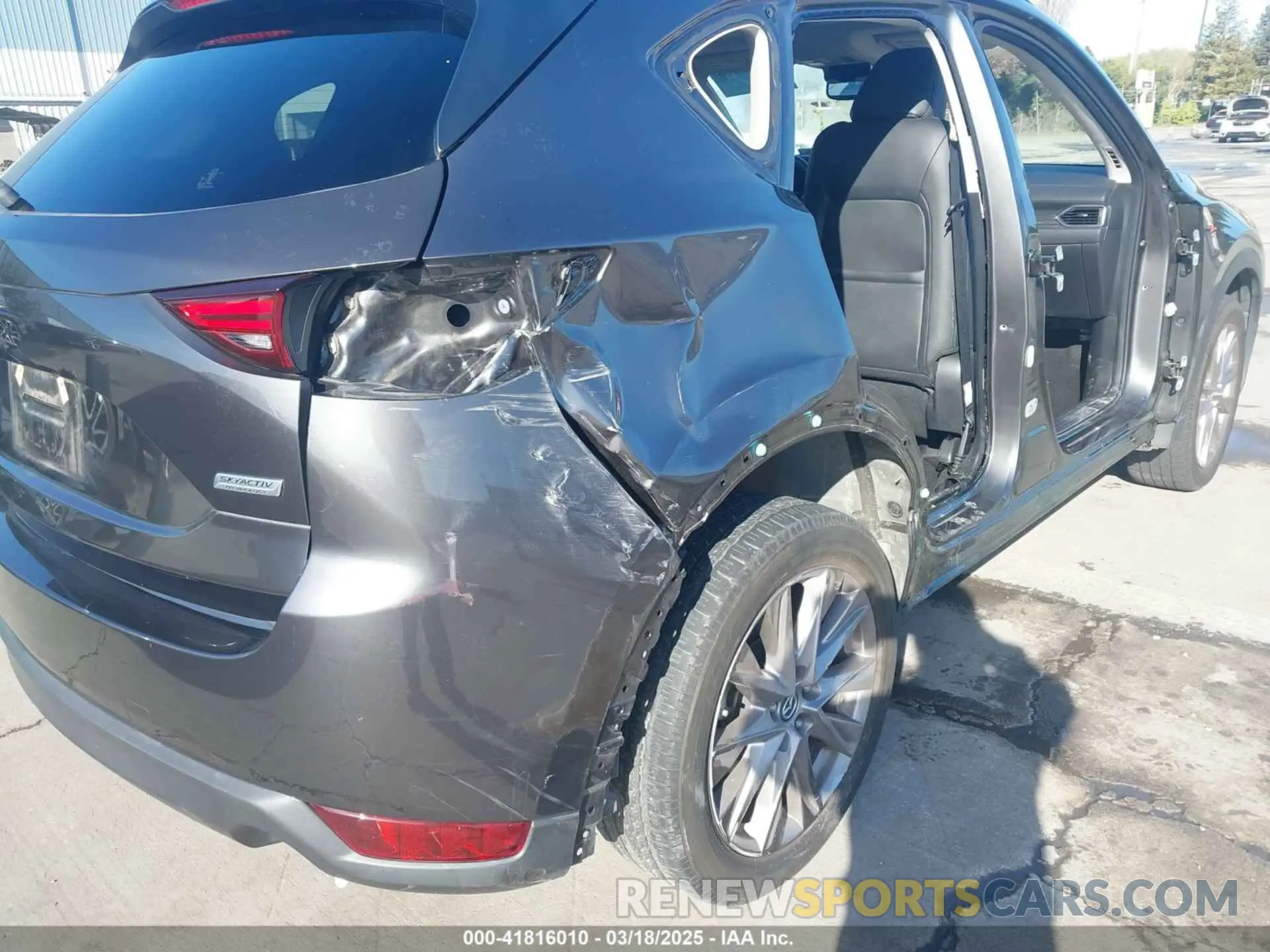 6 Photograph of a damaged car JM3KFADM7K1500753 MAZDA CX-5 2019