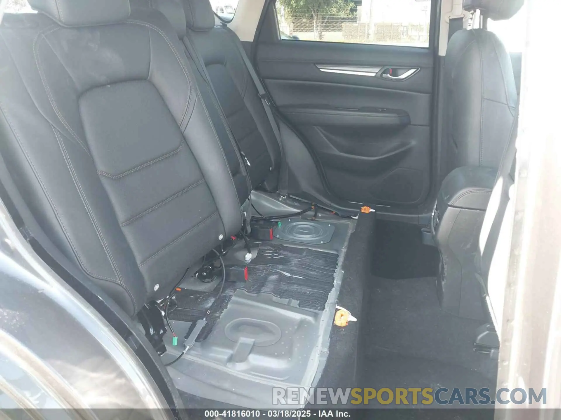 8 Photograph of a damaged car JM3KFADM7K1500753 MAZDA CX-5 2019