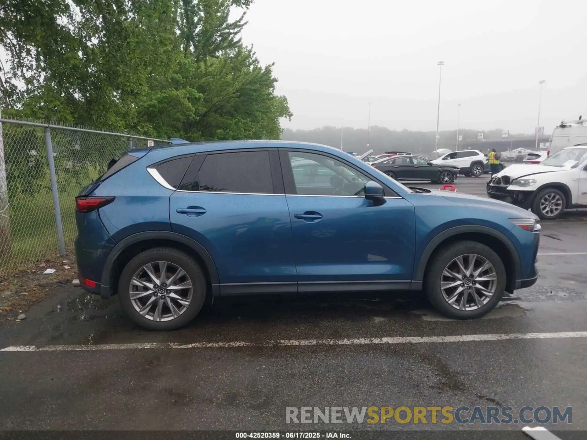 13 Photograph of a damaged car JM3KFADM9K1551347 MAZDA CX-5 2019
