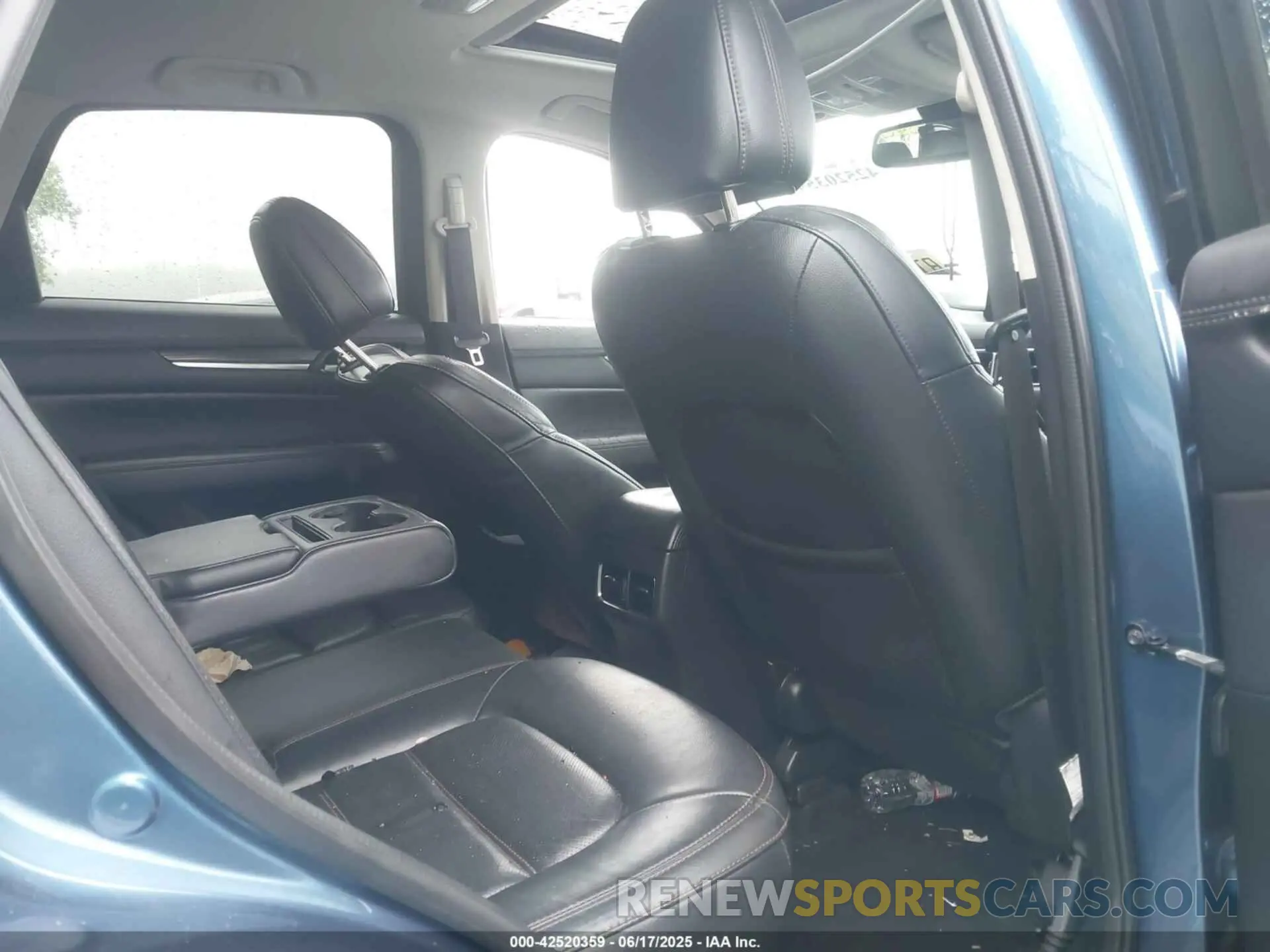 8 Photograph of a damaged car JM3KFADM9K1551347 MAZDA CX-5 2019