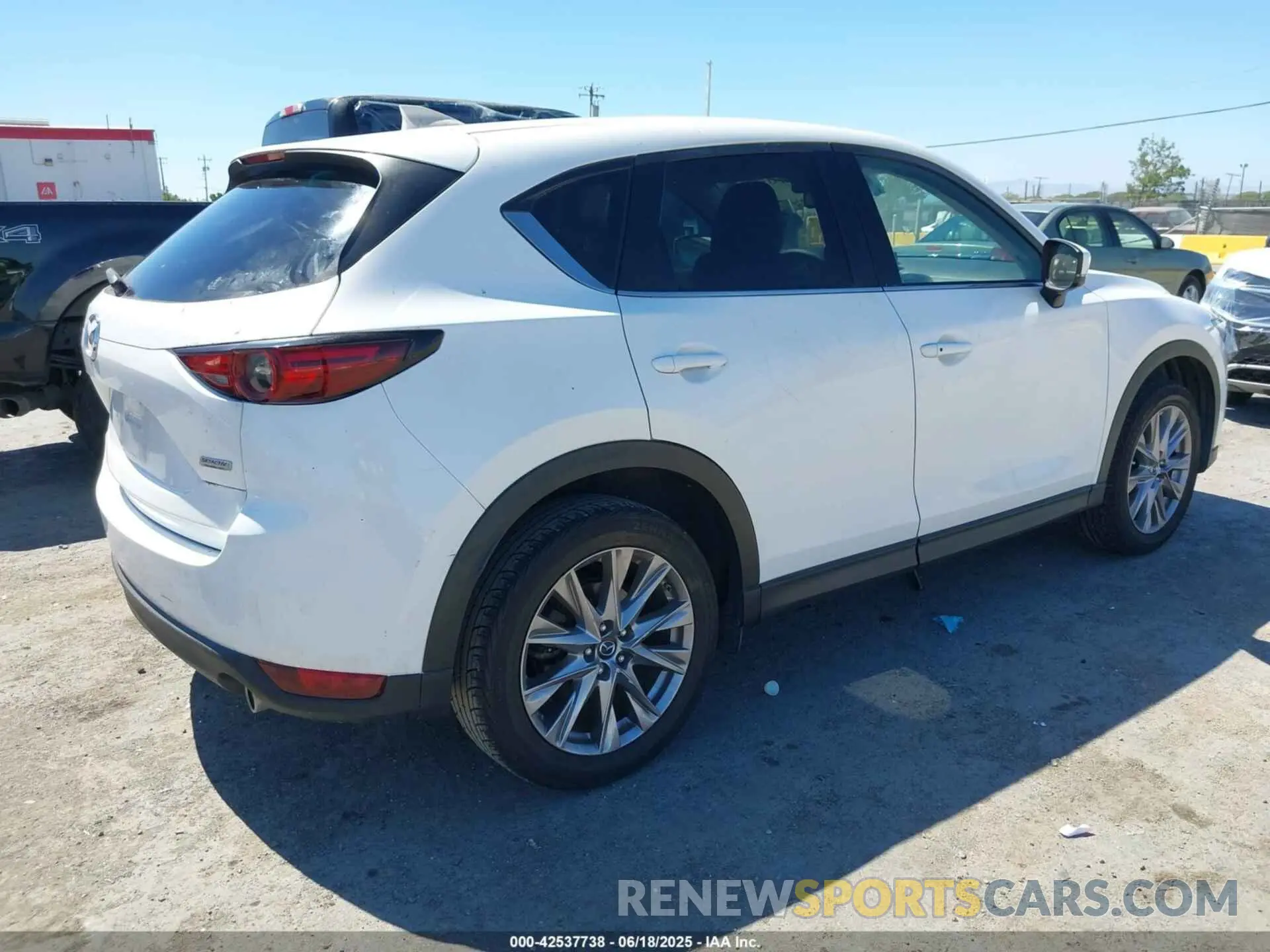 4 Photograph of a damaged car JM3KFADMXK0517911 MAZDA CX-5 2019