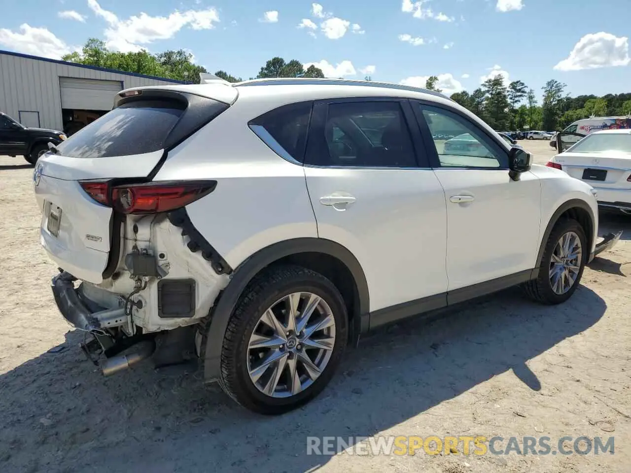 3 Photograph of a damaged car JM3KFADMXK0677318 MAZDA CX-5 2019
