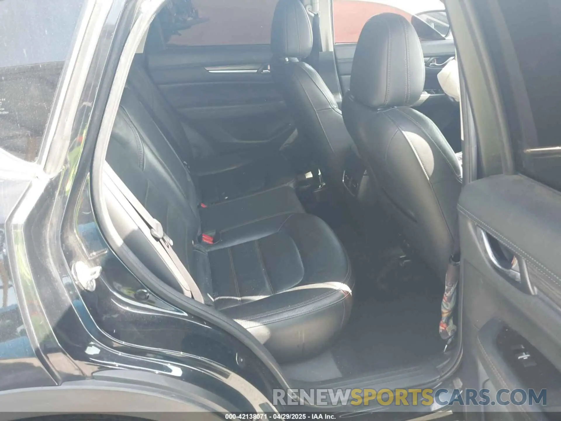 8 Photograph of a damaged car JM3KFADMXK1547727 MAZDA CX-5 2019