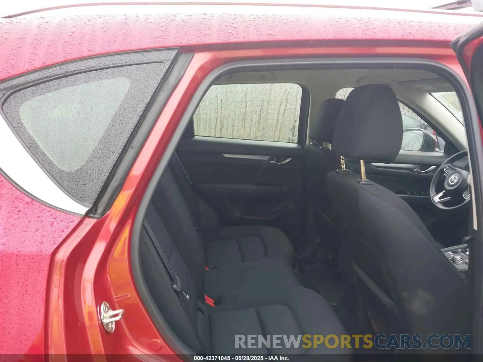 8 Photograph of a damaged car JM3KFBBM1K0601365 MAZDA CX-5 2019