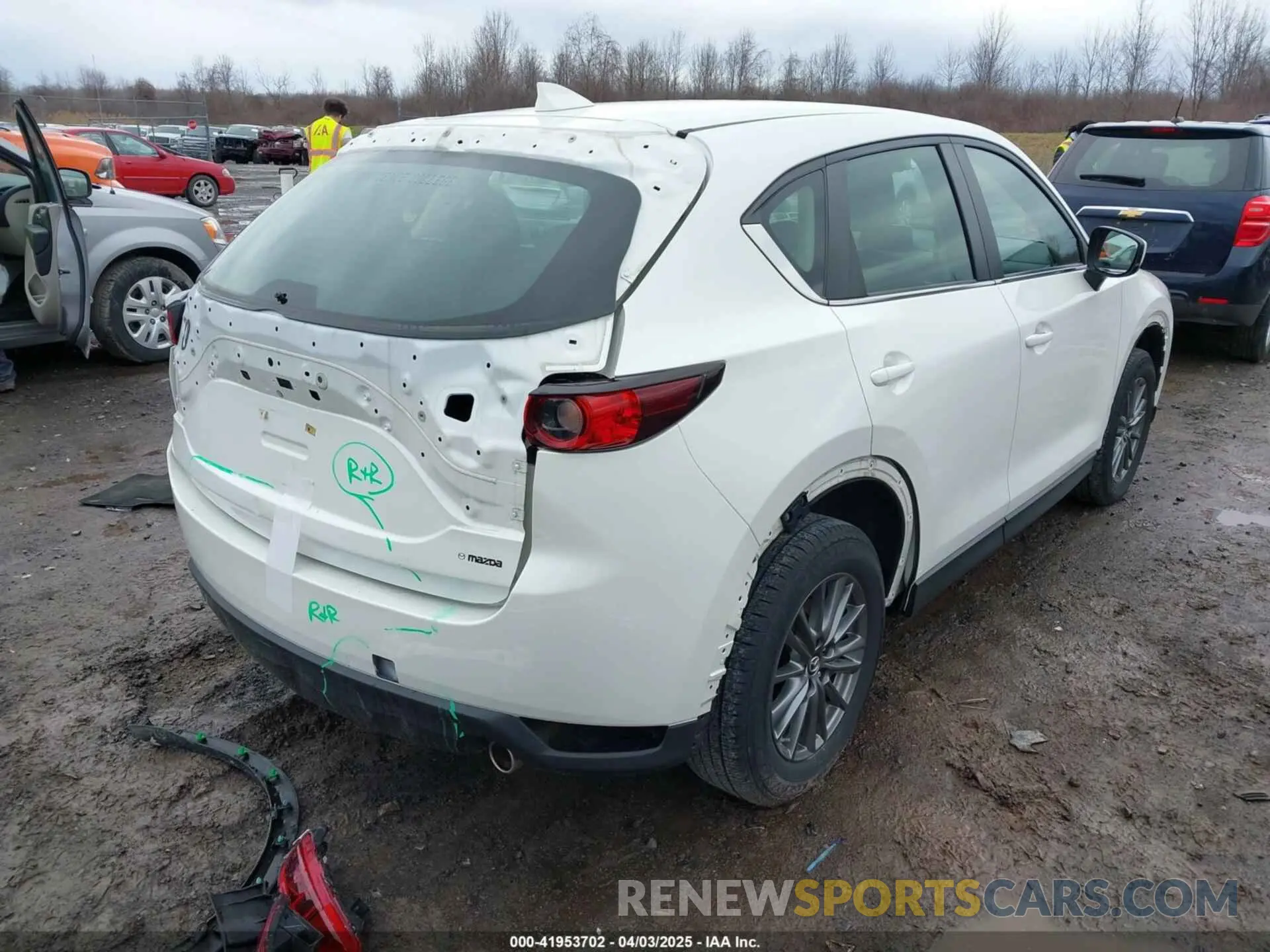 4 Photograph of a damaged car JM3KFBBM2K0629966 MAZDA CX-5 2019