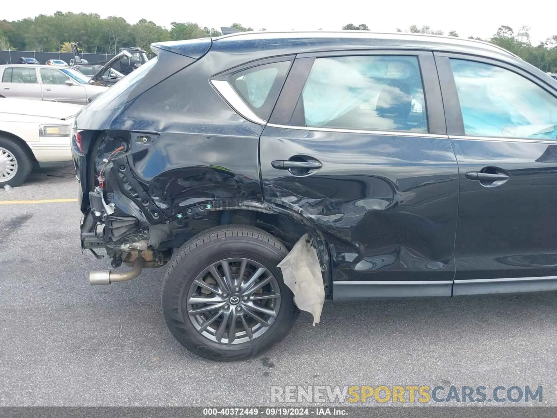 18 Photograph of a damaged car JM3KFBBM6K0595725 MAZDA CX-5 2019