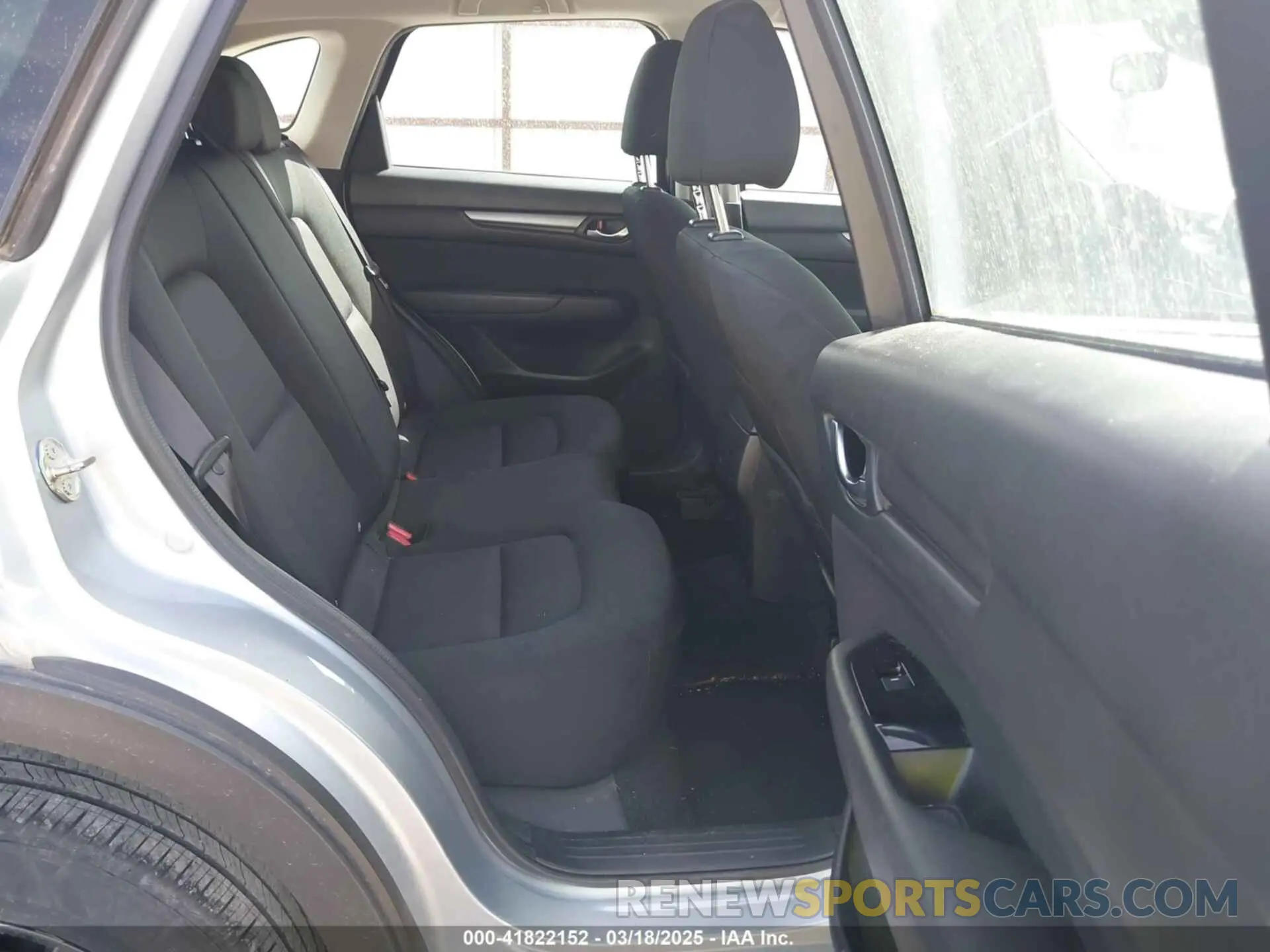8 Photograph of a damaged car JM3KFBBM6K1582760 MAZDA CX-5 2019