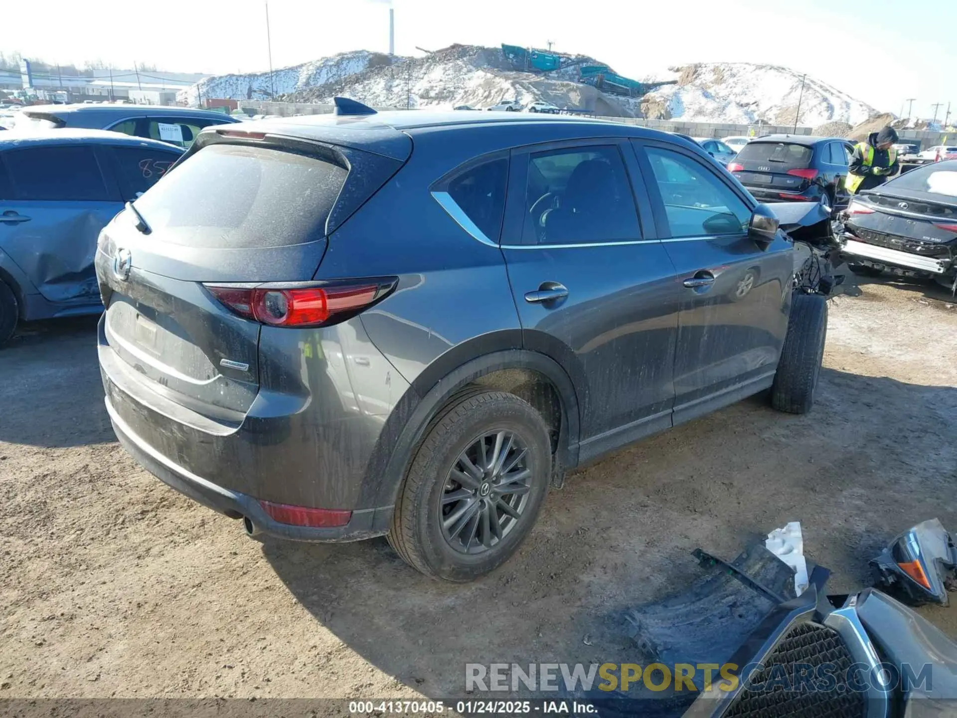 4 Photograph of a damaged car JM3KFBCM0K0573363 MAZDA CX-5 2019