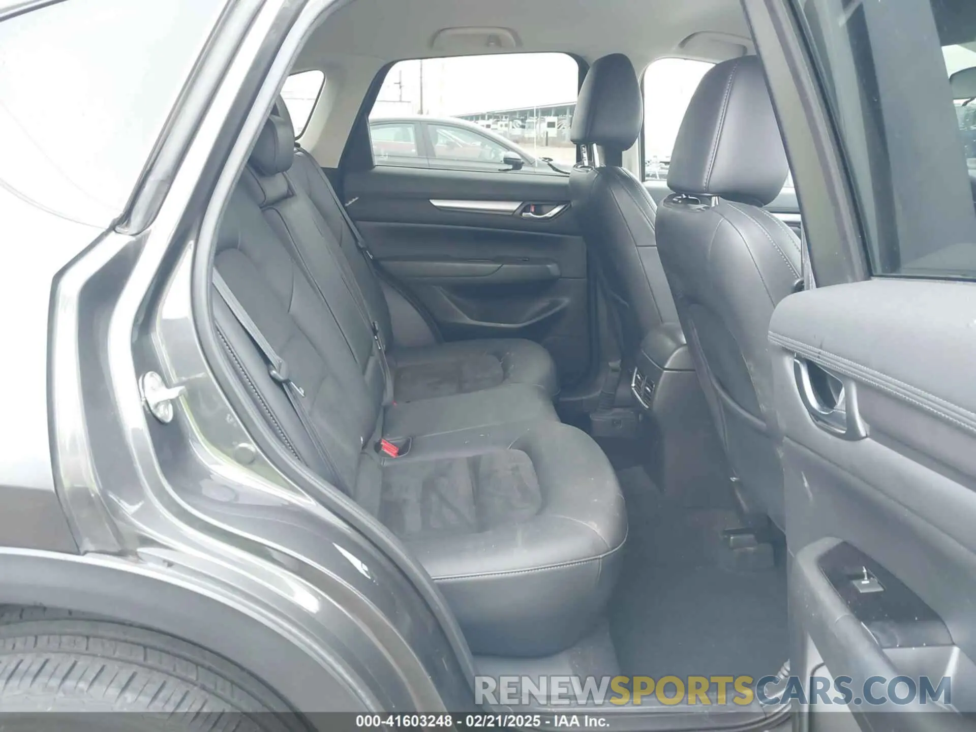 8 Photograph of a damaged car JM3KFBCM0K0632590 MAZDA CX-5 2019