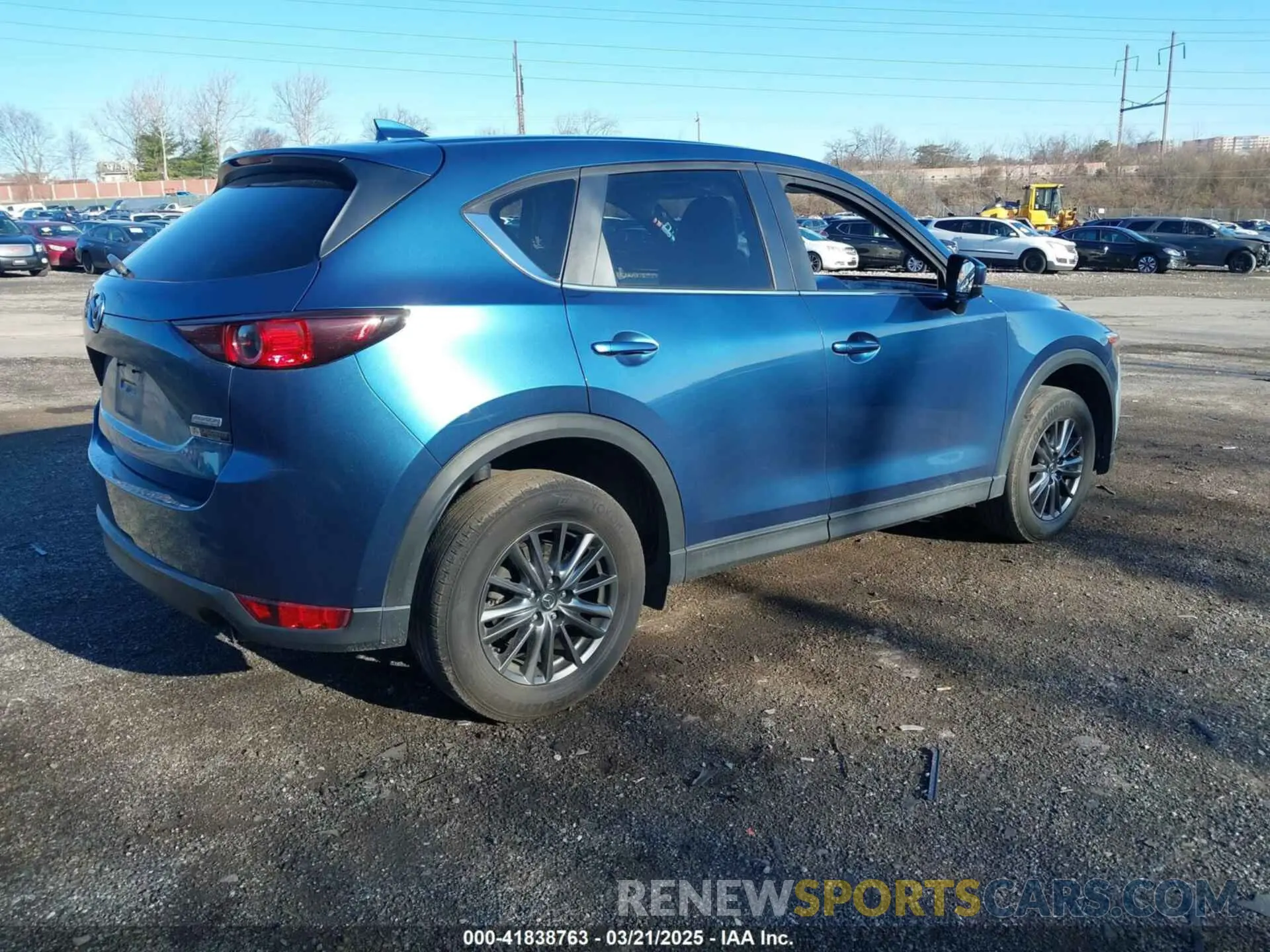4 Photograph of a damaged car JM3KFBCM0K0648627 MAZDA CX-5 2019