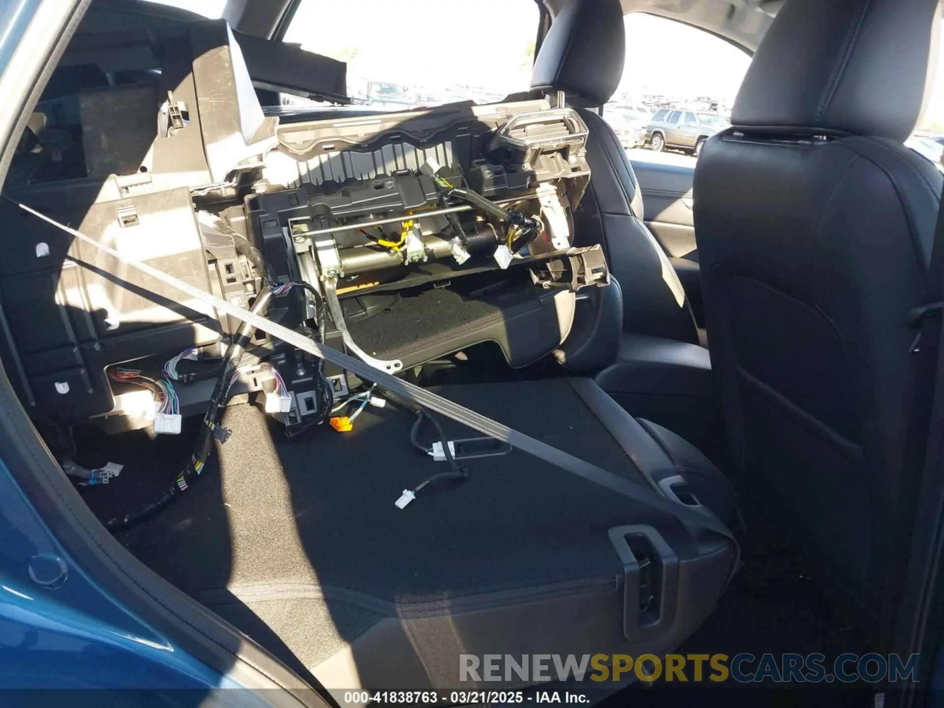 8 Photograph of a damaged car JM3KFBCM0K0648627 MAZDA CX-5 2019