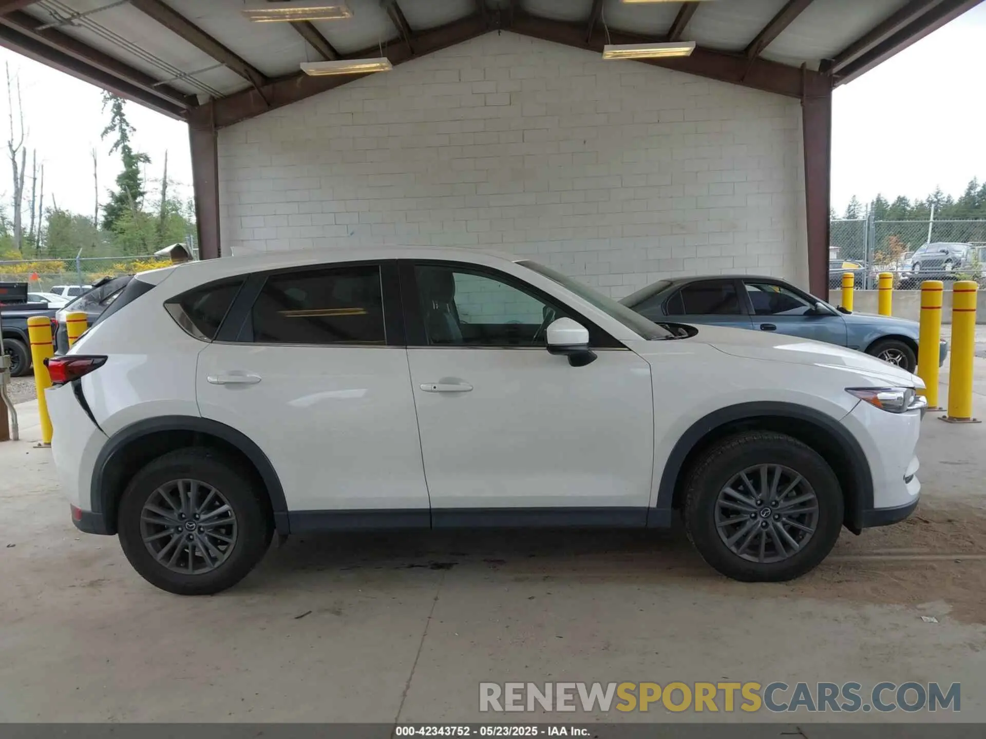 14 Photograph of a damaged car JM3KFBCM0K1626475 MAZDA CX-5 2019
