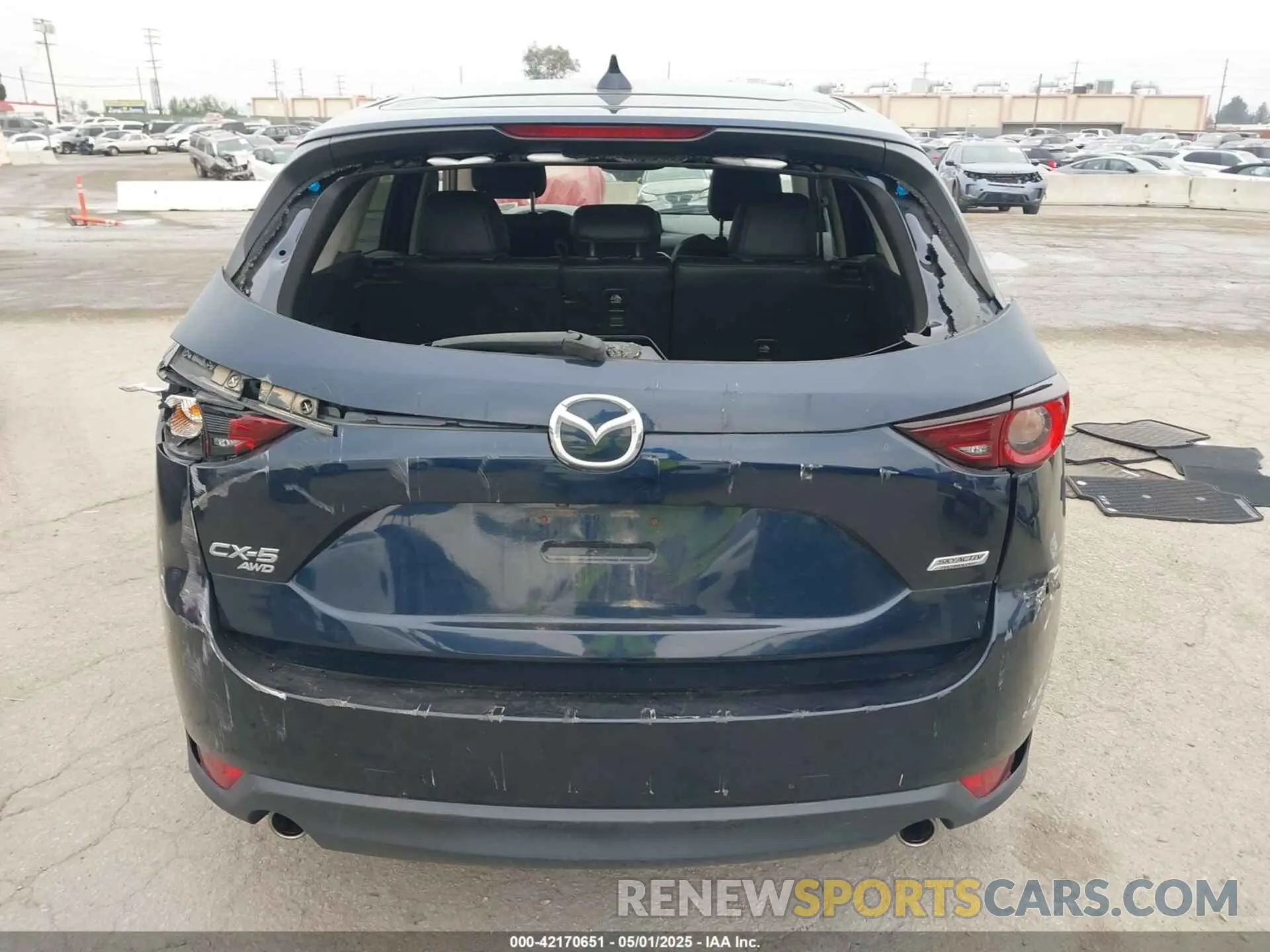 17 Photograph of a damaged car JM3KFBCM1K0565465 MAZDA CX-5 2019
