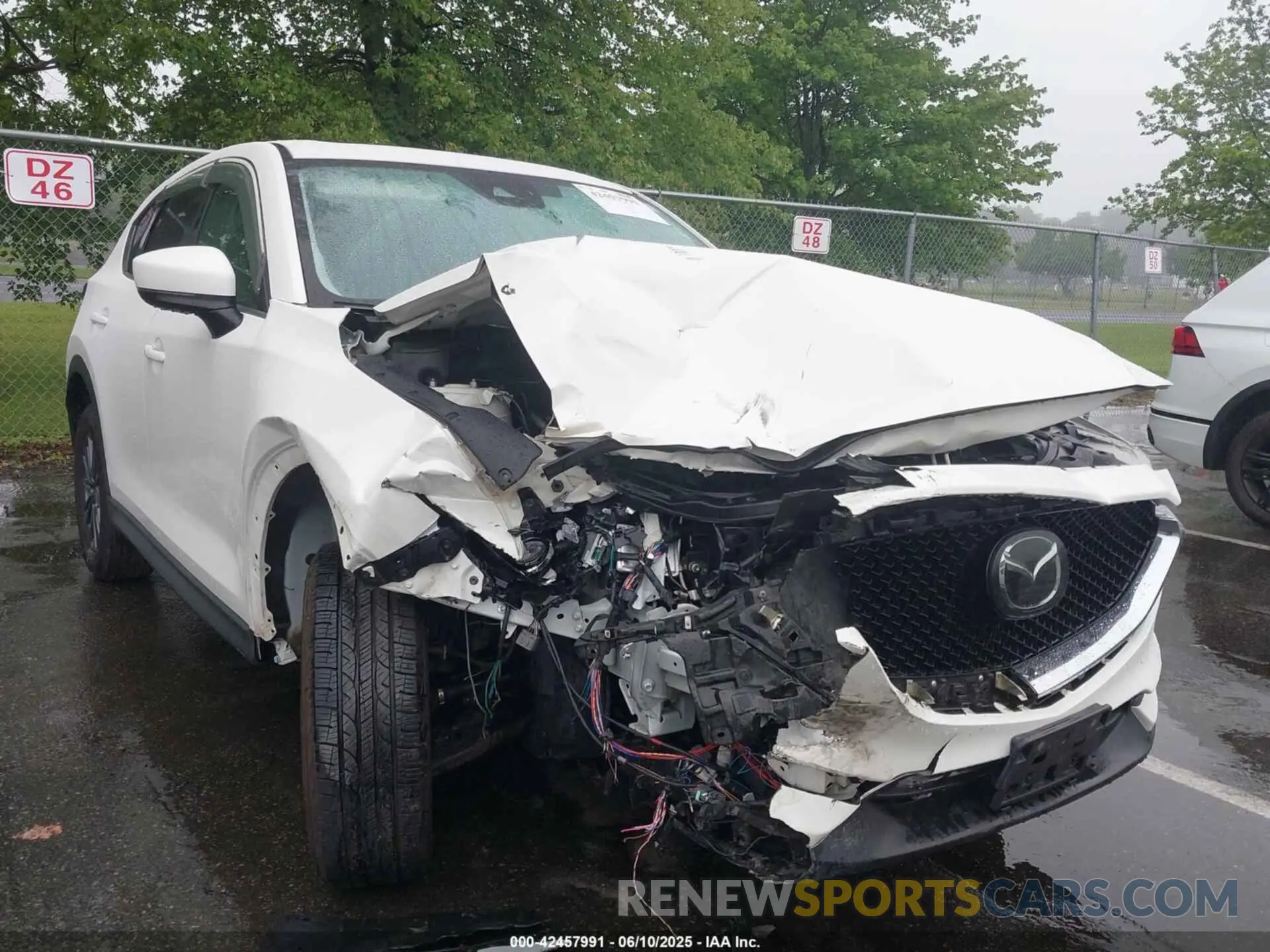 1 Photograph of a damaged car JM3KFBCM1K0574411 MAZDA CX-5 2019