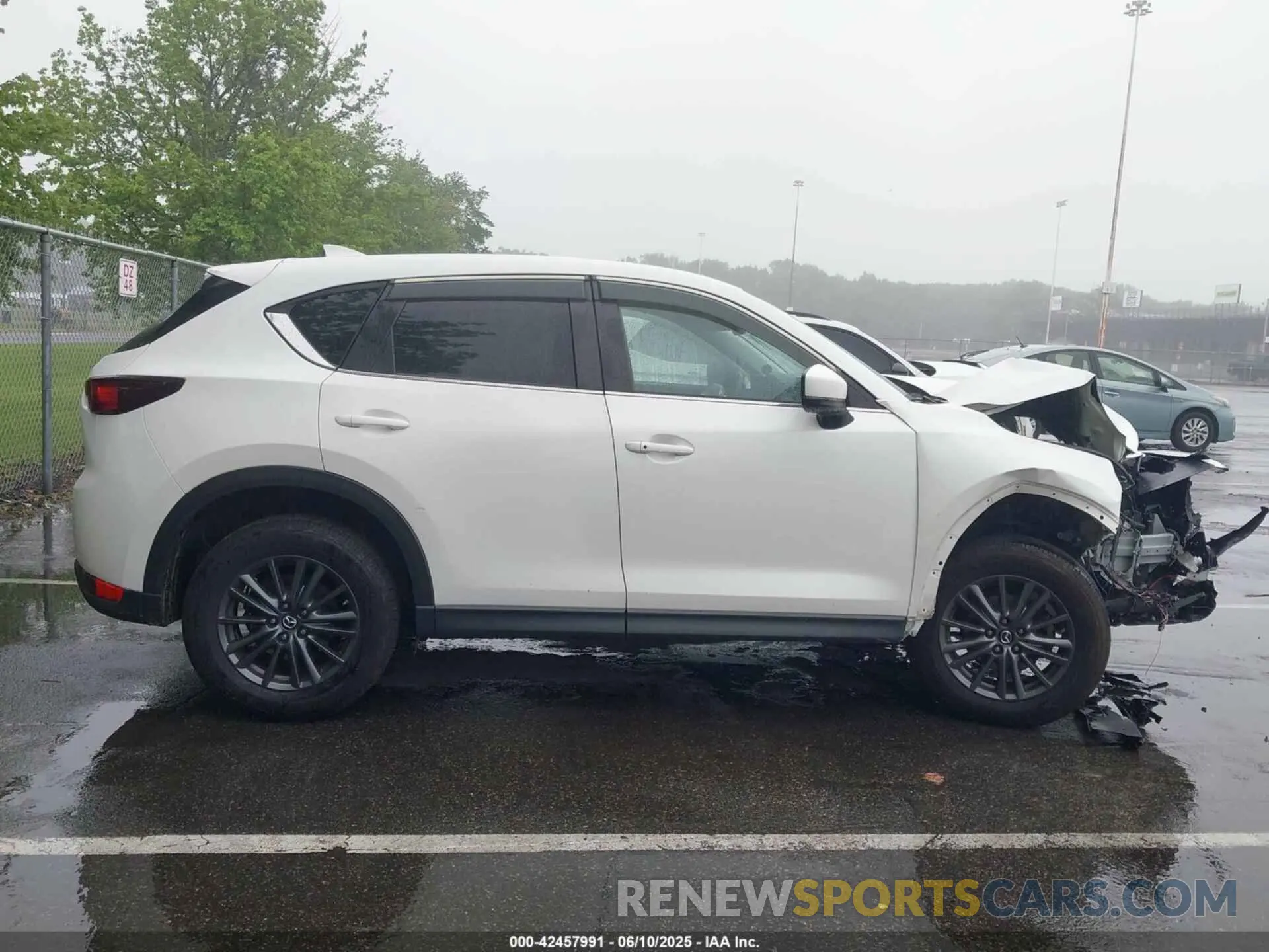 13 Photograph of a damaged car JM3KFBCM1K0574411 MAZDA CX-5 2019