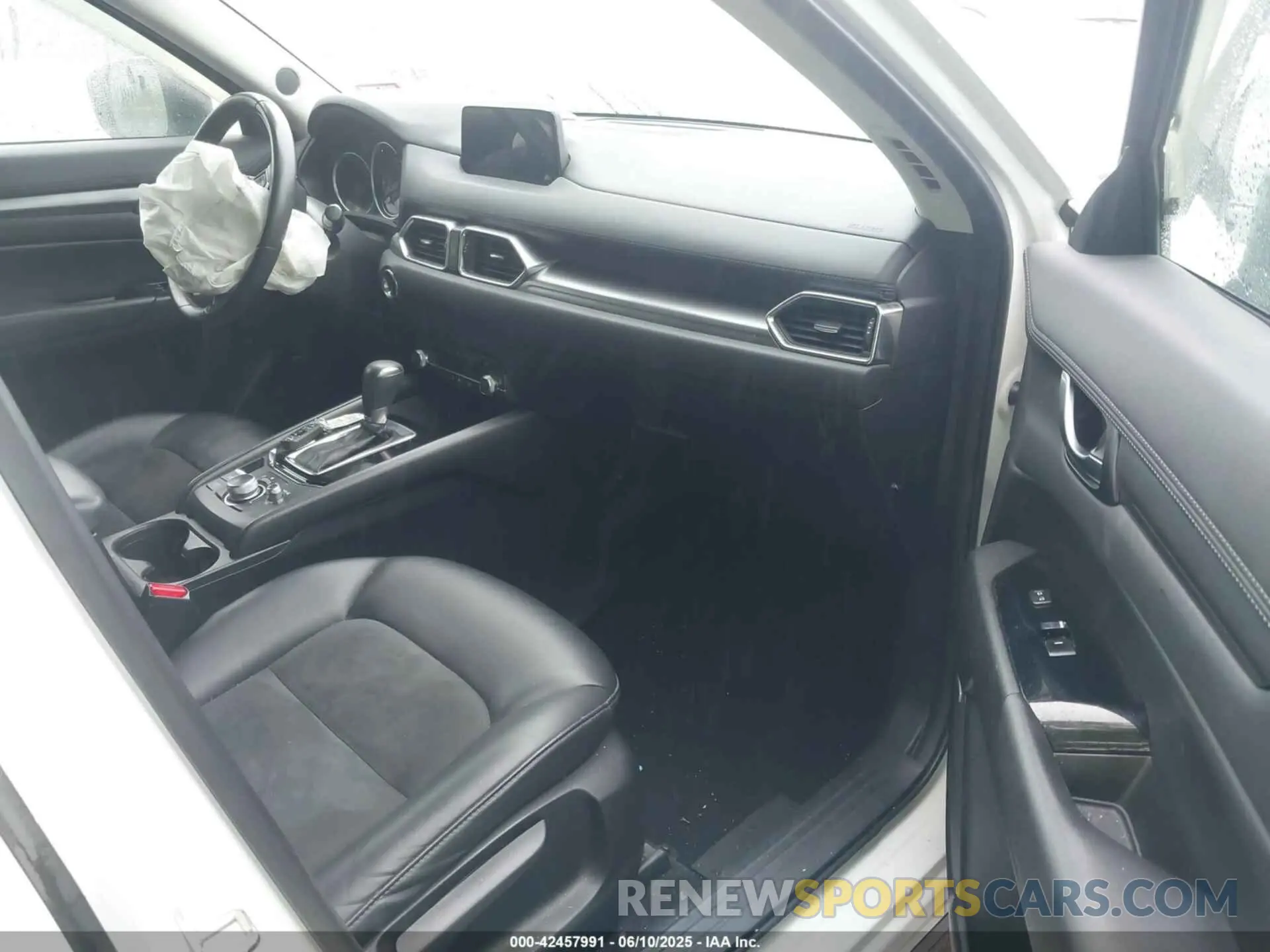 5 Photograph of a damaged car JM3KFBCM1K0574411 MAZDA CX-5 2019