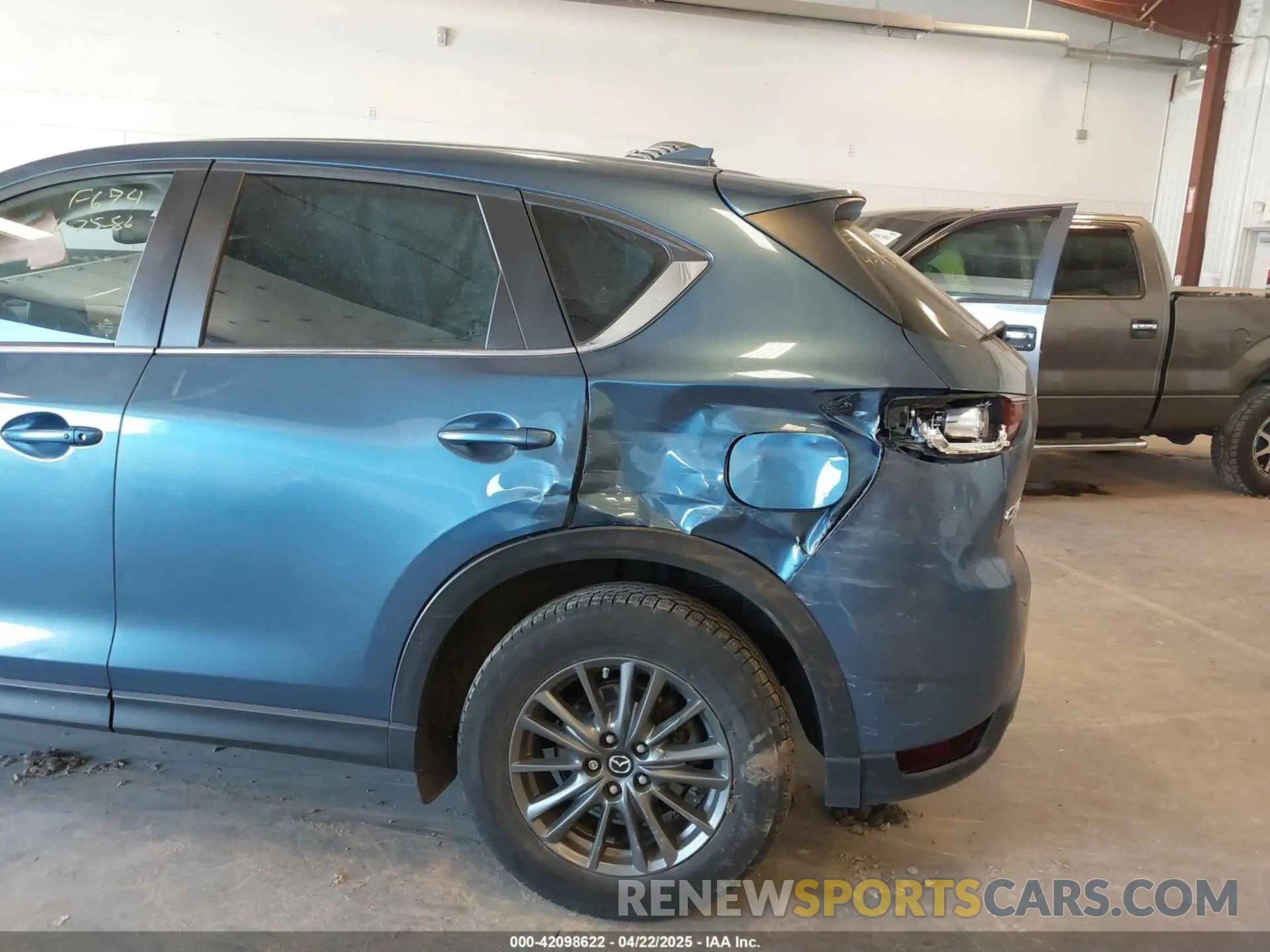 6 Photograph of a damaged car JM3KFBCM2K0501208 MAZDA CX-5 2019
