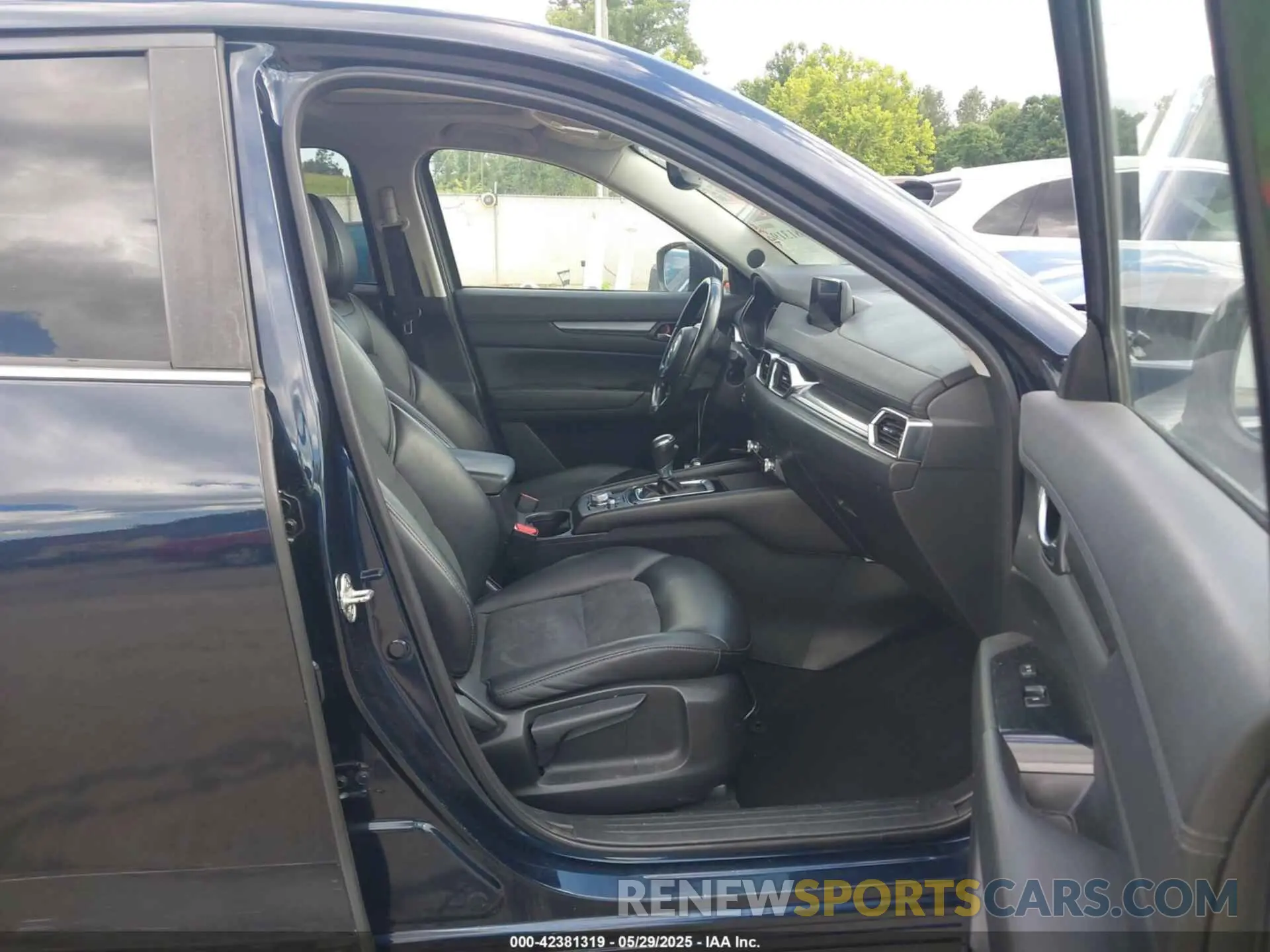 5 Photograph of a damaged car JM3KFBCM3K0526148 MAZDA CX-5 2019