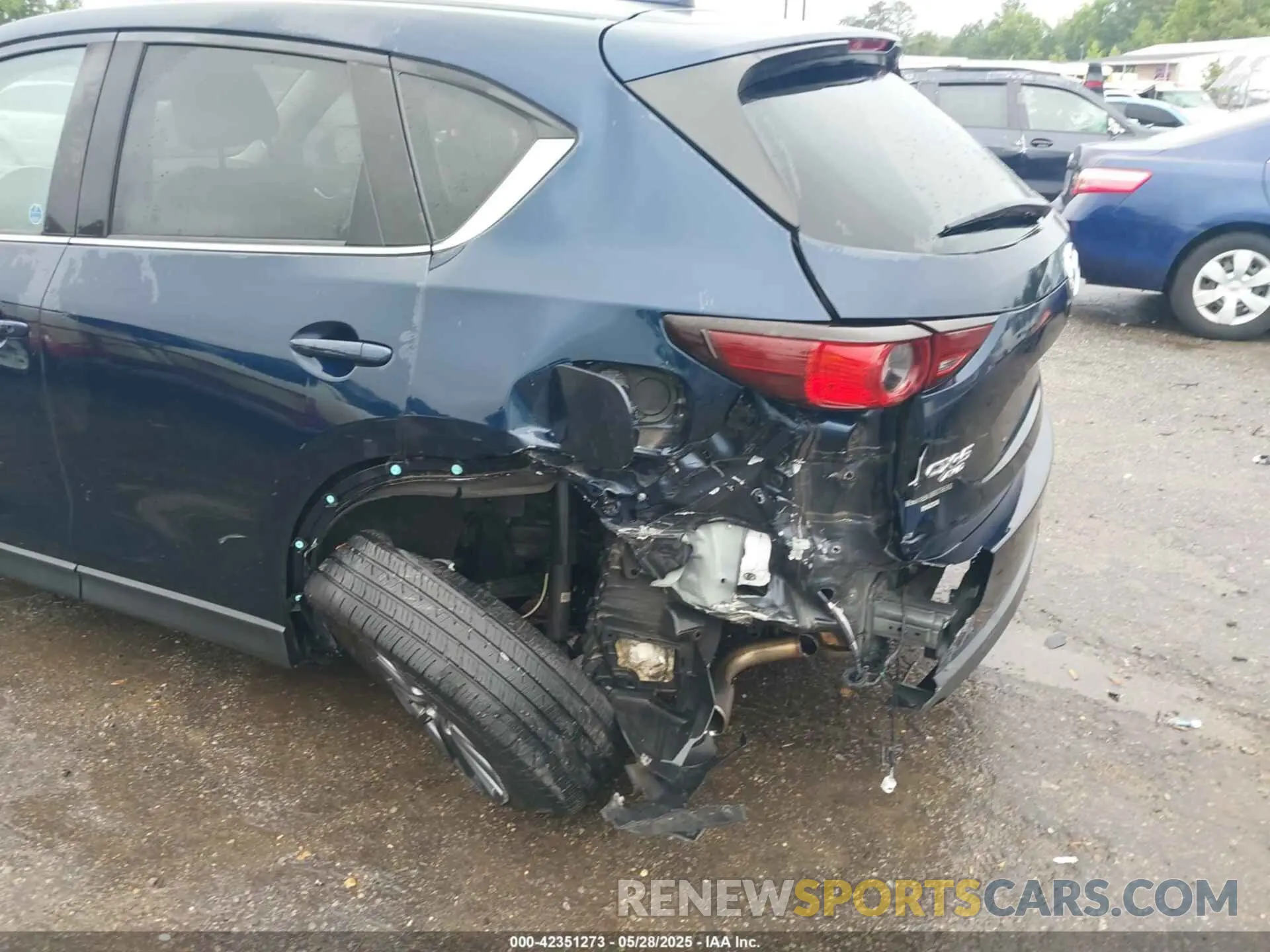 6 Photograph of a damaged car JM3KFBCM3K0625861 MAZDA CX-5 2019