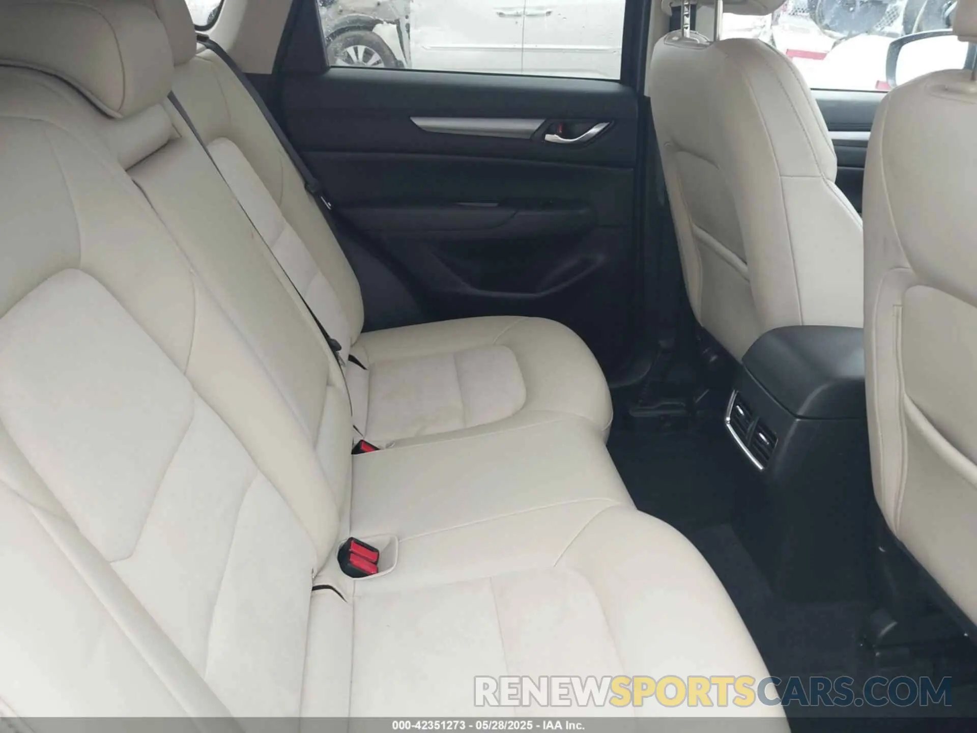 8 Photograph of a damaged car JM3KFBCM3K0625861 MAZDA CX-5 2019