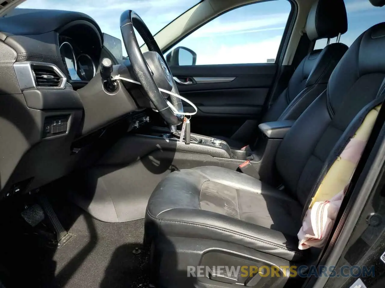 7 Photograph of a damaged car JM3KFBCM3K1513233 MAZDA CX-5 2019