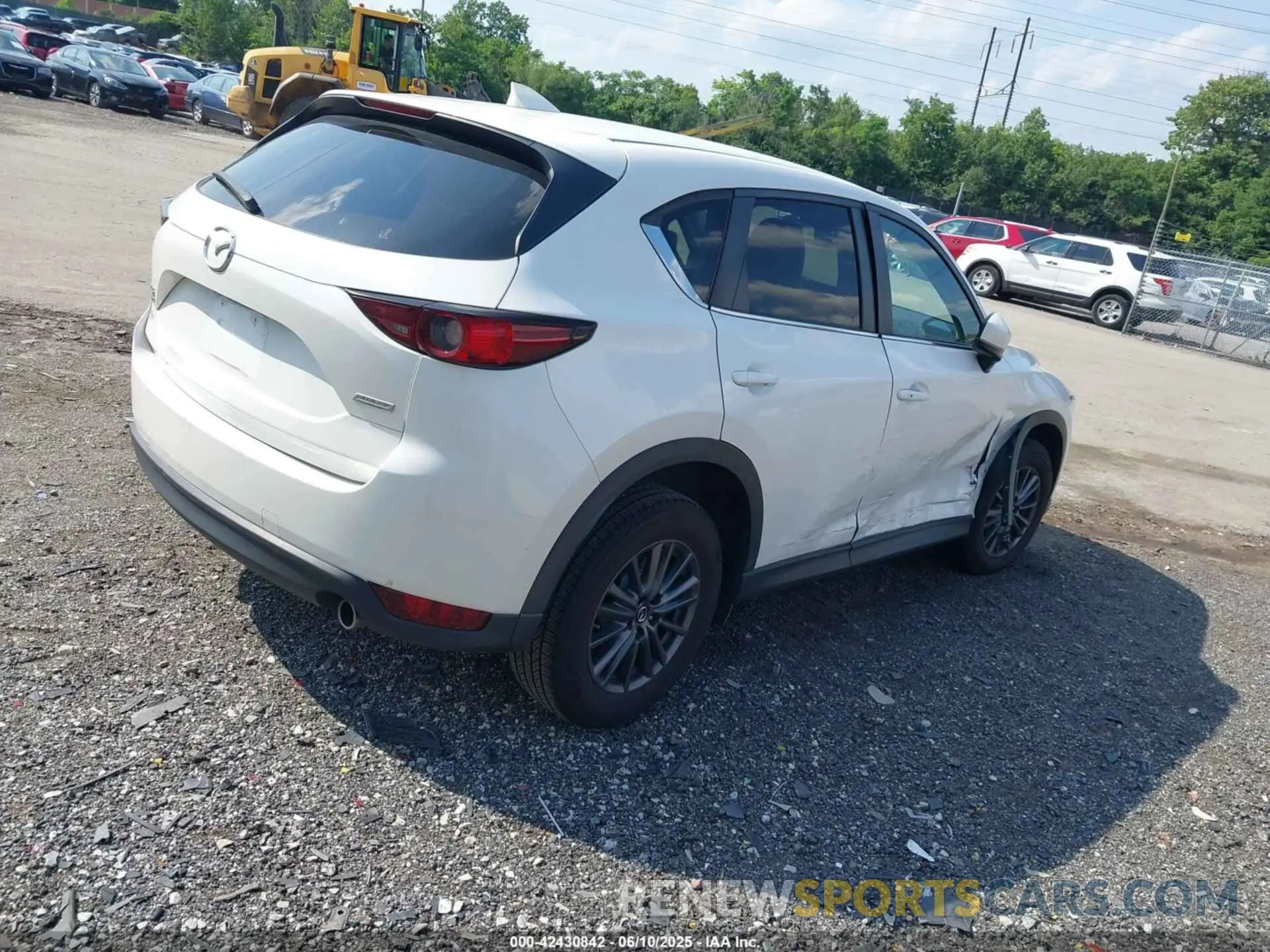 4 Photograph of a damaged car JM3KFBCM6K1594745 MAZDA CX-5 2019