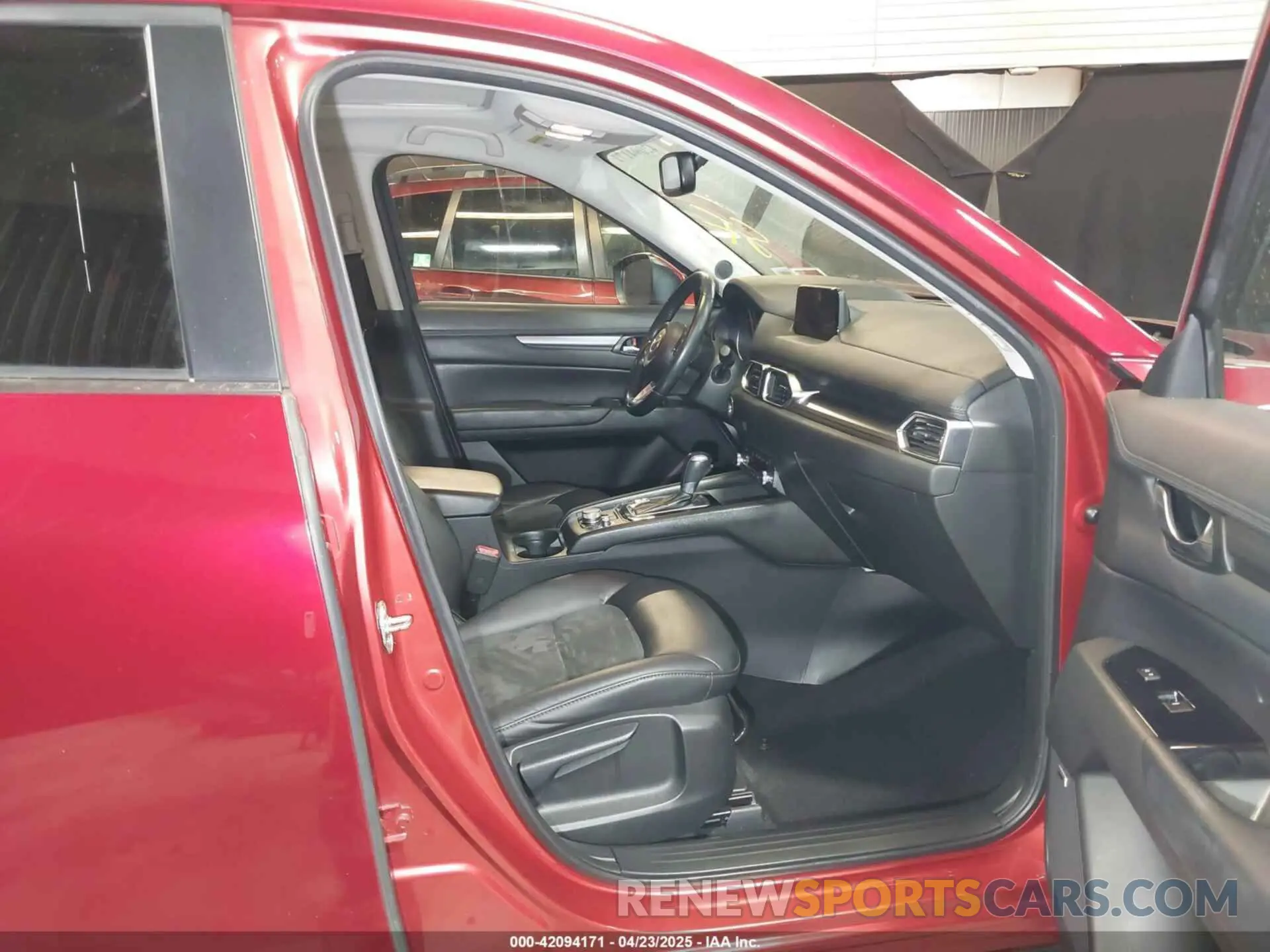 5 Photograph of a damaged car JM3KFBCM6K1600396 MAZDA CX-5 2019