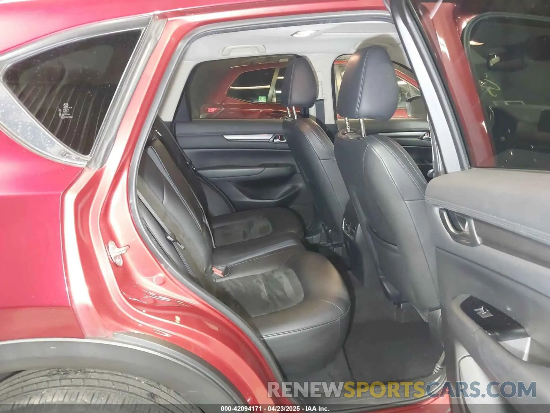 8 Photograph of a damaged car JM3KFBCM6K1600396 MAZDA CX-5 2019