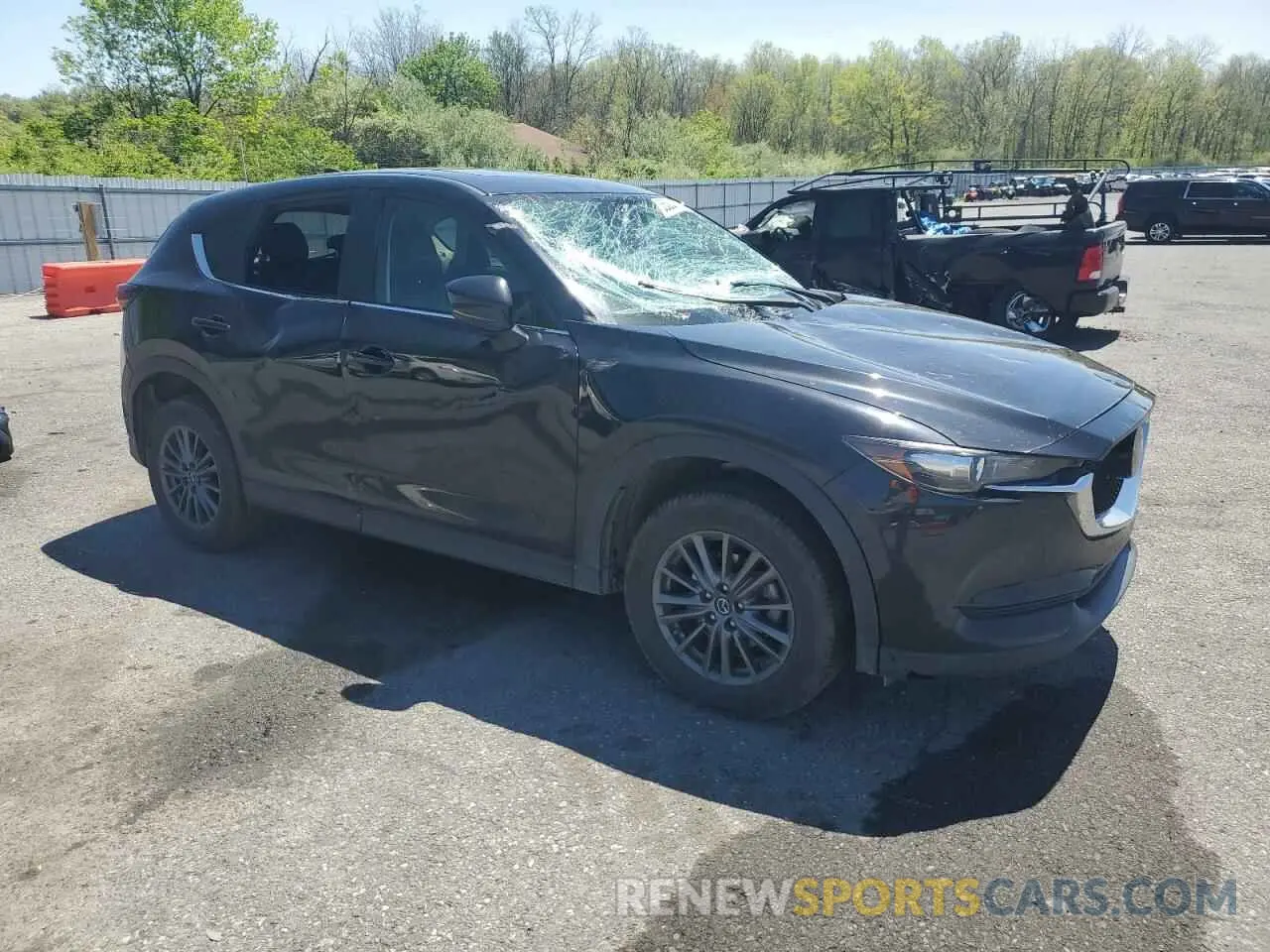 4 Photograph of a damaged car JM3KFBCM9K1593752 MAZDA CX-5 2019