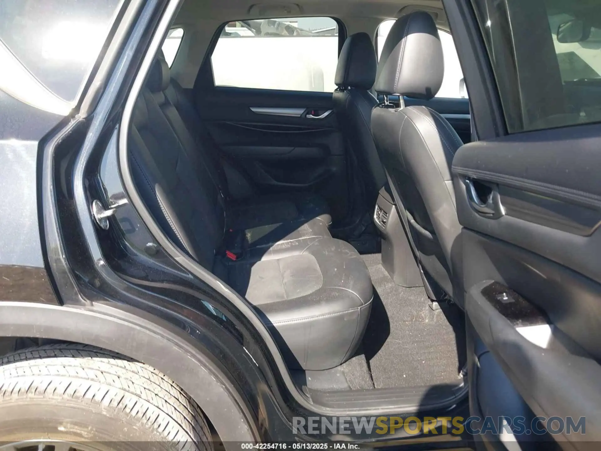 8 Photograph of a damaged car JM3KFBCMXK0589862 MAZDA CX-5 2019