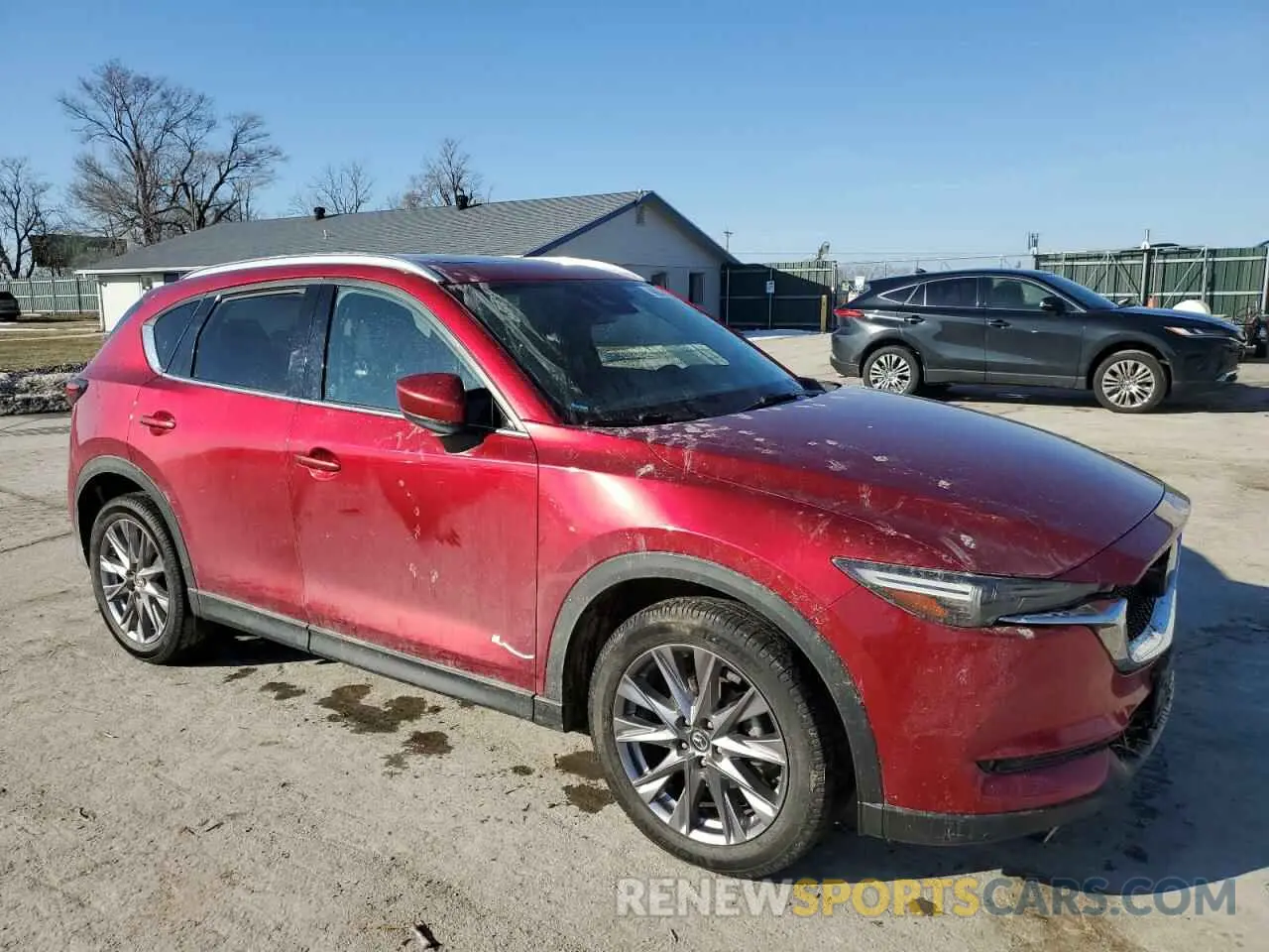 4 Photograph of a damaged car JM3KFBDM0K1566521 MAZDA CX-5 2019