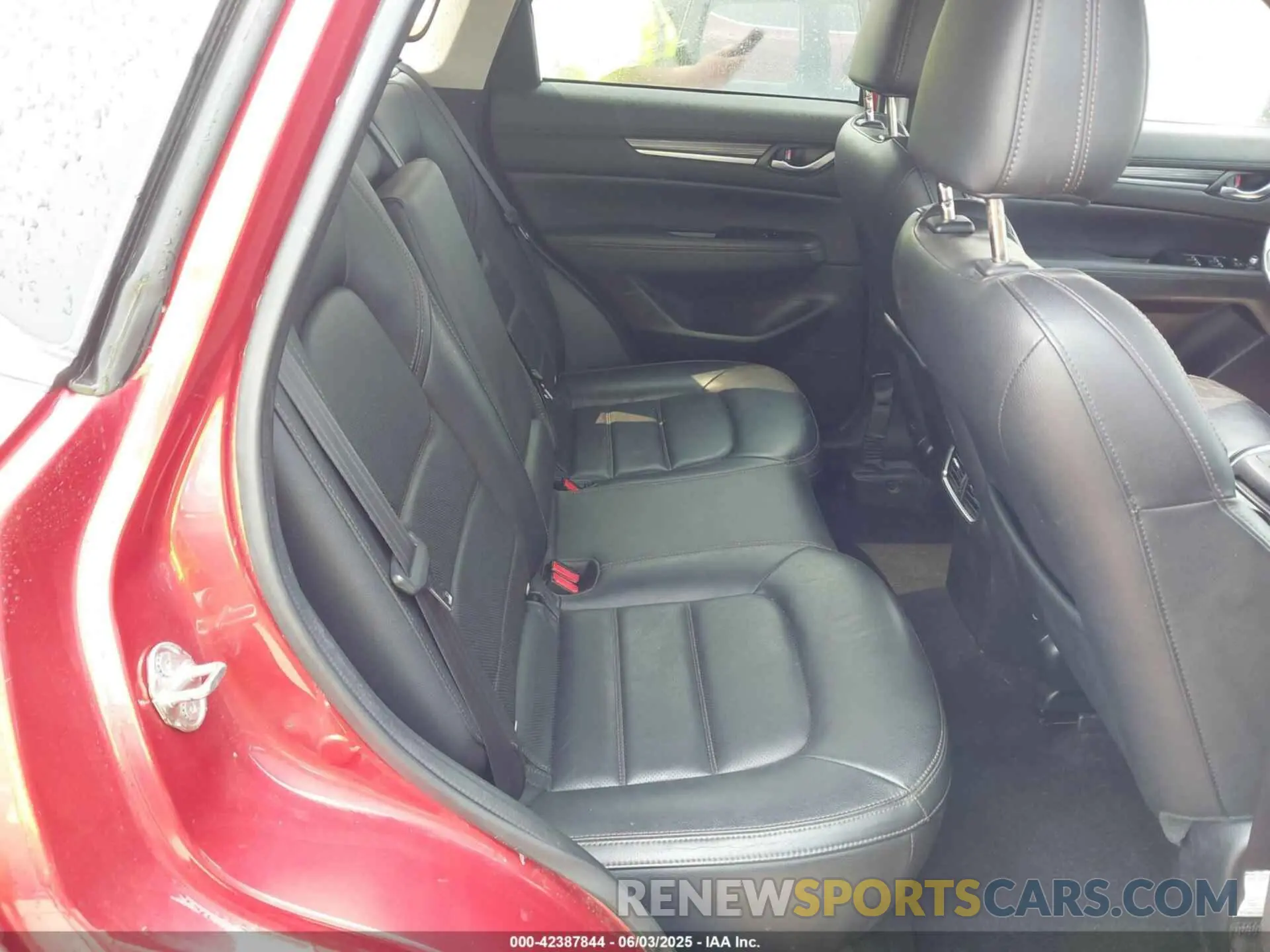 8 Photograph of a damaged car JM3KFBDM1K0531993 MAZDA CX-5 2019