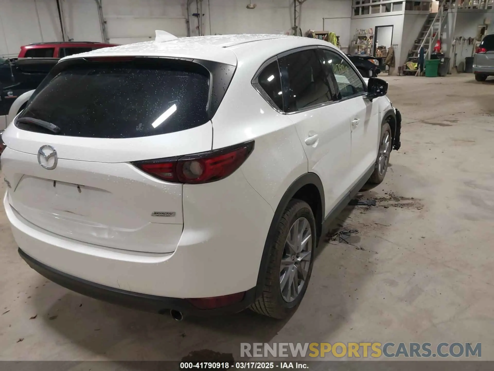 4 Photograph of a damaged car JM3KFBDM1K0622519 MAZDA CX-5 2019