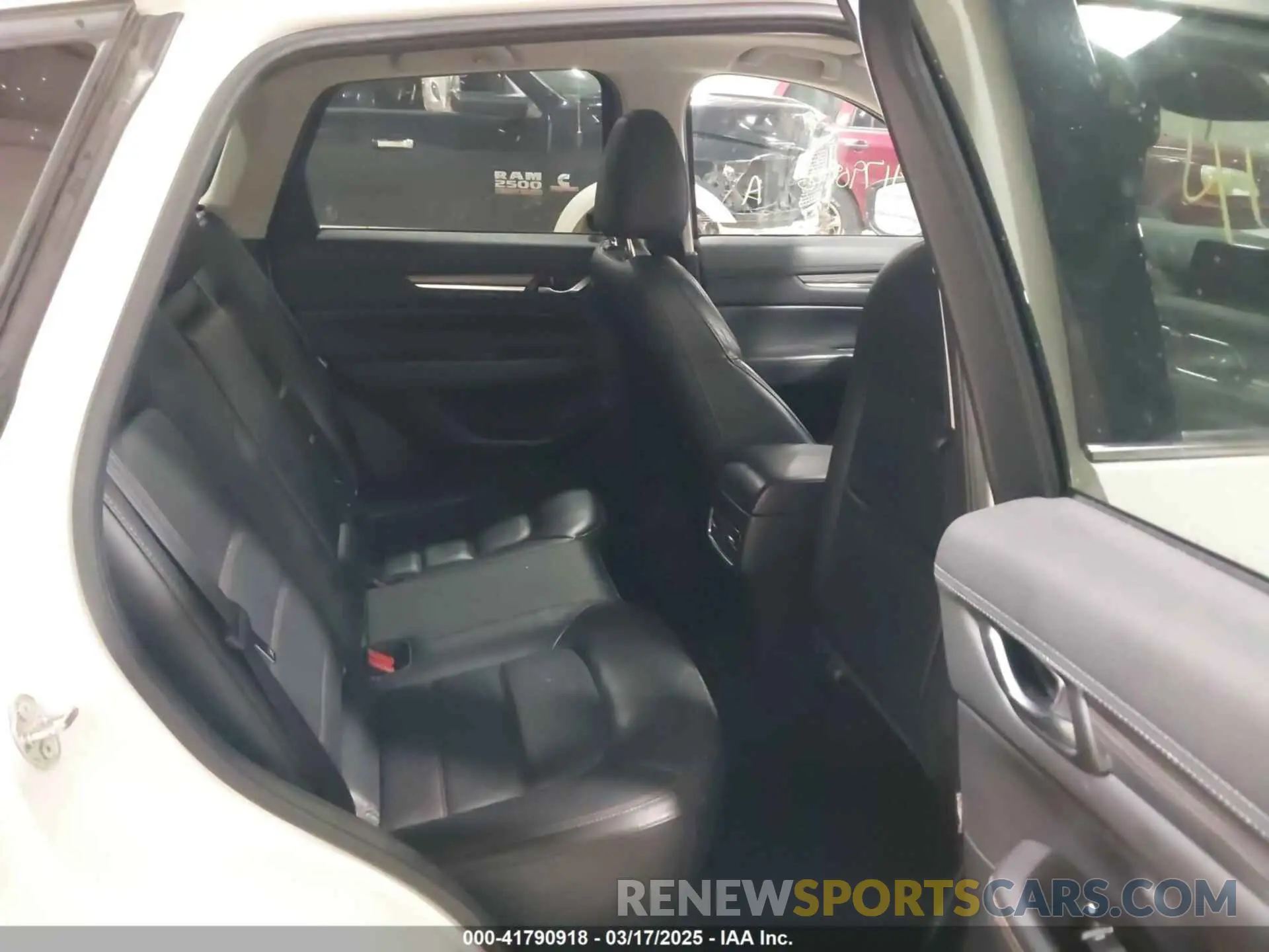 8 Photograph of a damaged car JM3KFBDM1K0622519 MAZDA CX-5 2019