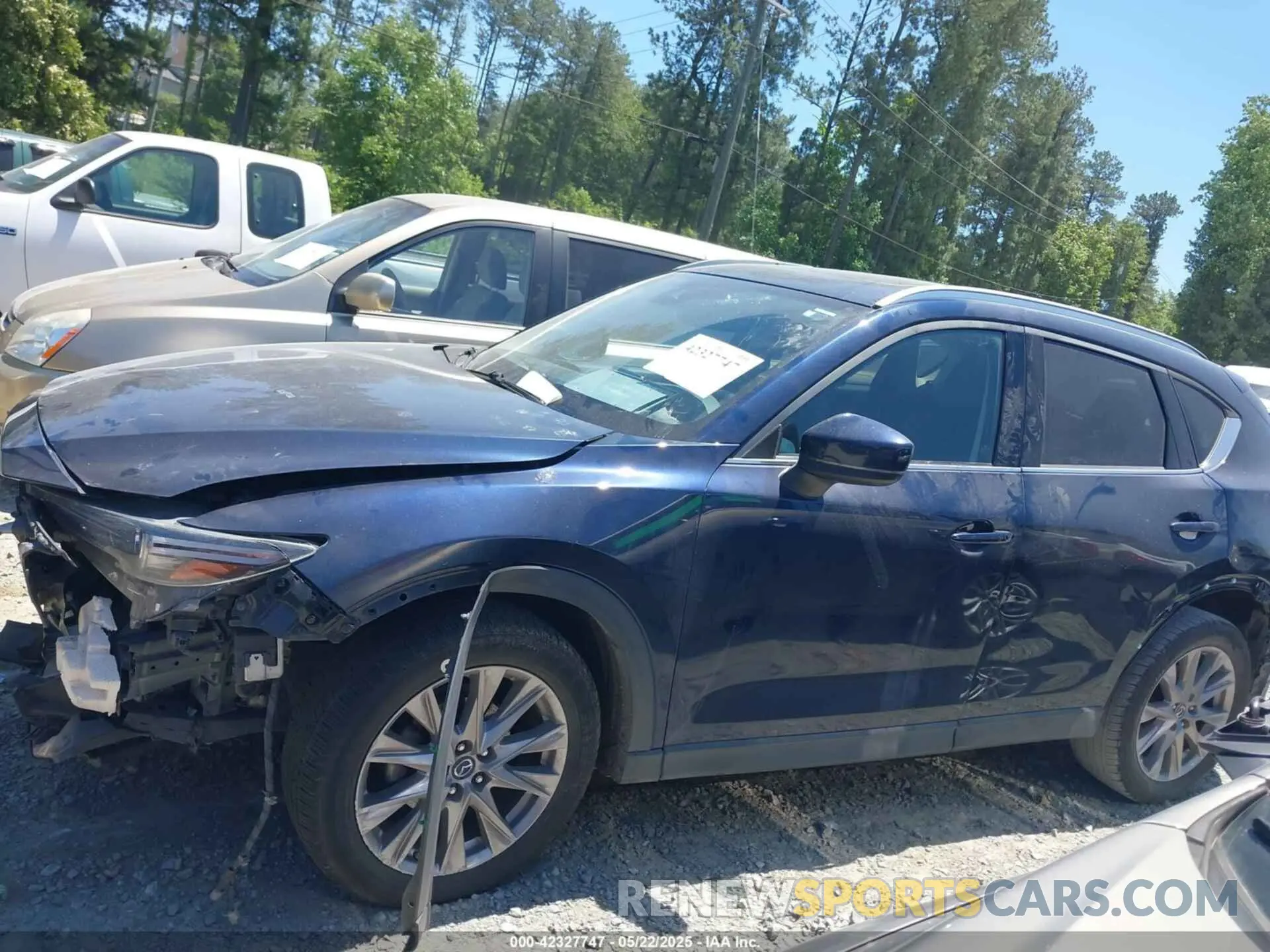 14 Photograph of a damaged car JM3KFBDM1K1507901 MAZDA CX-5 2019