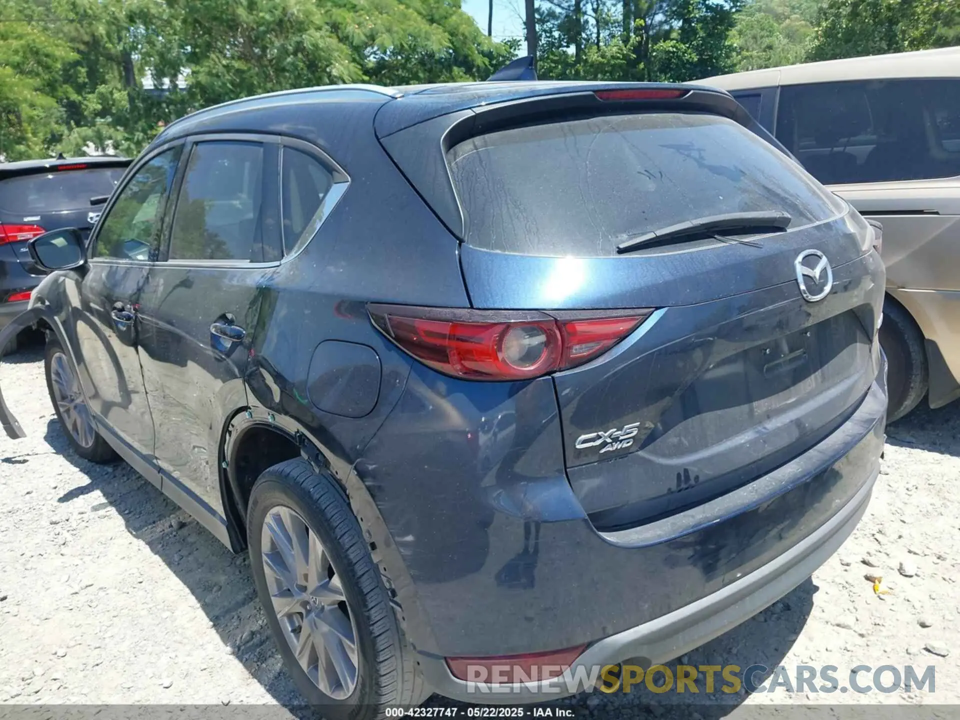 3 Photograph of a damaged car JM3KFBDM1K1507901 MAZDA CX-5 2019