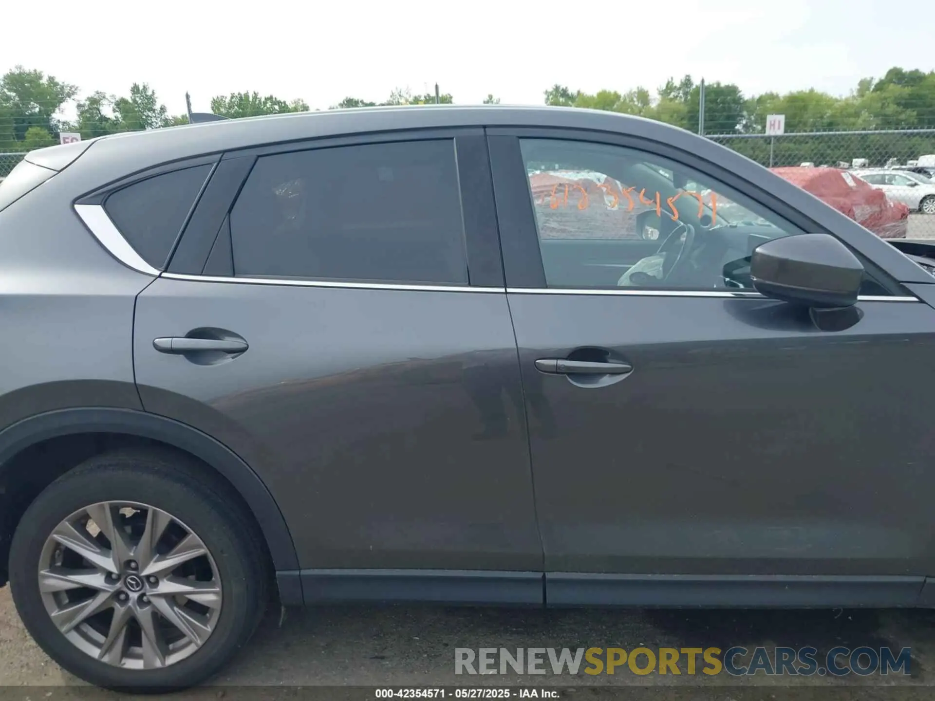 13 Photograph of a damaged car JM3KFBDM2K0525409 MAZDA CX-5 2019
